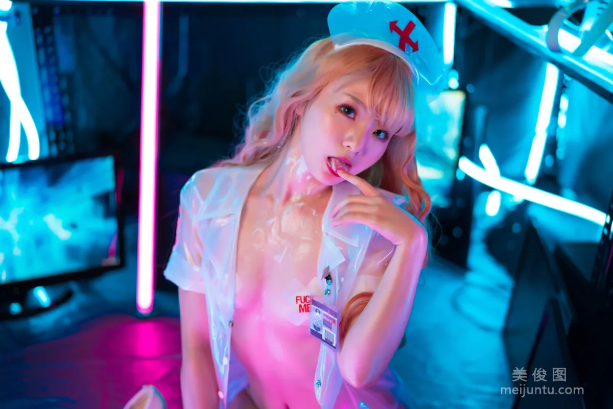[Internet Celebrity COSER] Cute Girl Shi Qingshui, Quirky Cute Nurse Photo Set photo 44