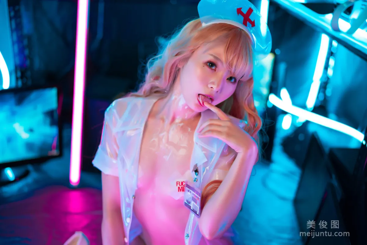 [Internet Celebrity COSER] Cute Girl Shi Qingshui, Quirky Cute Nurse Photo Set photo 41