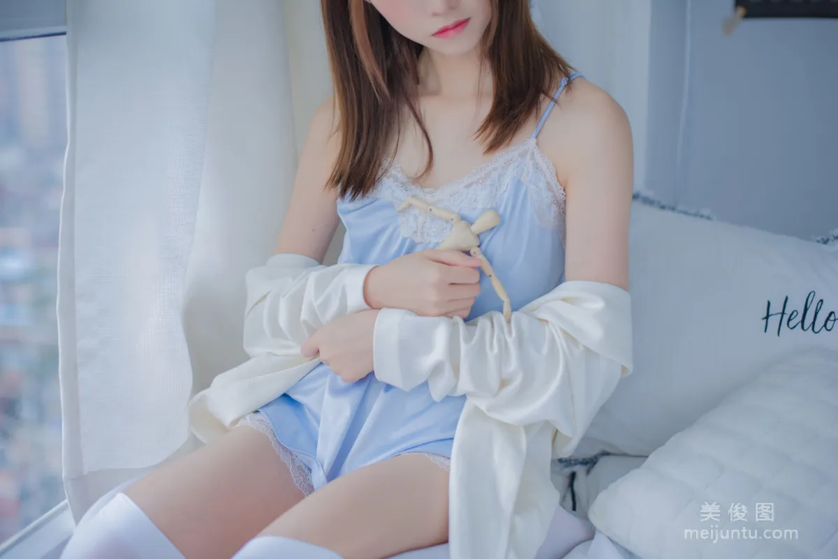 Qi Tailang: Web Idols photo 58