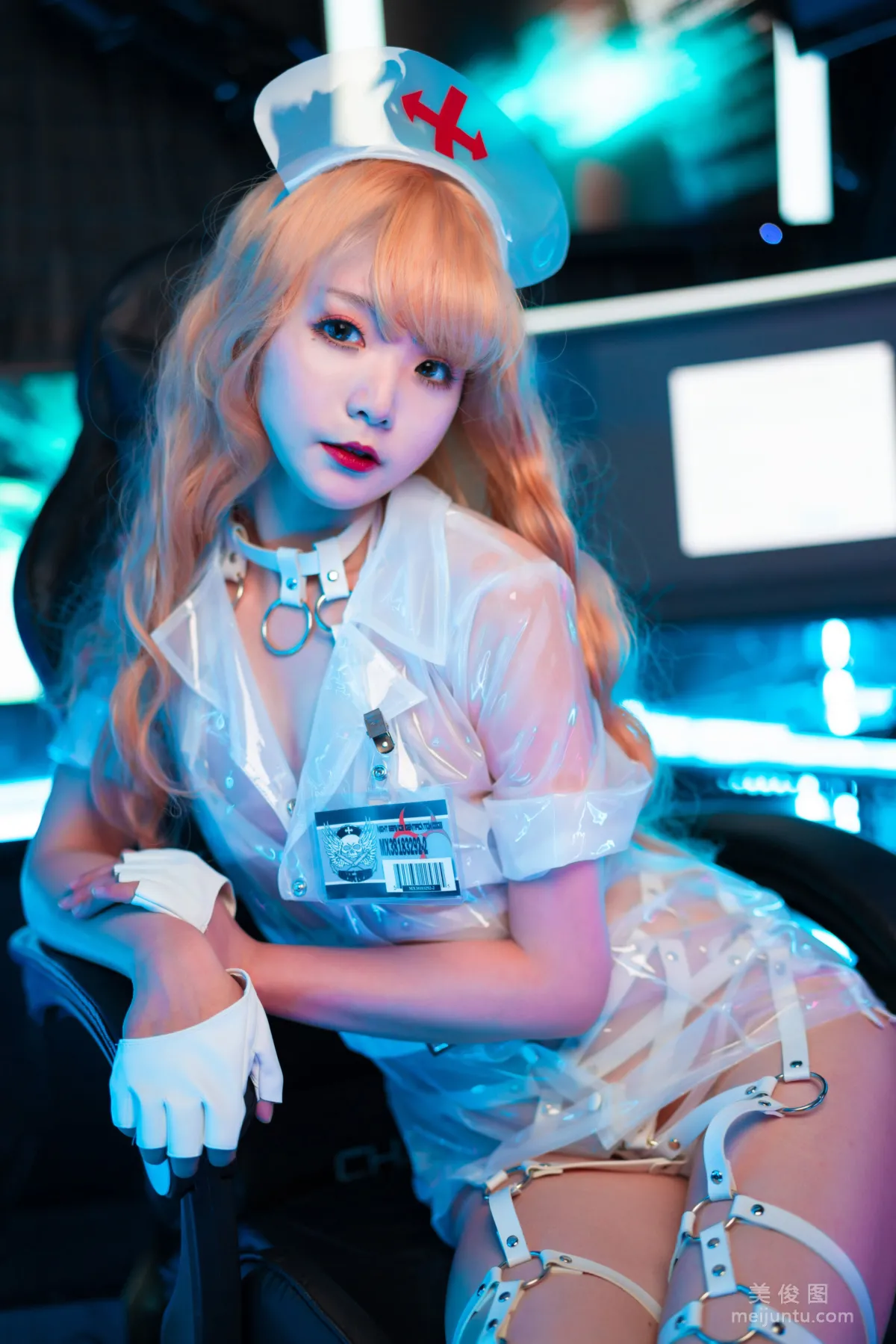 [Internet Celebrity COSER] Cute Girl Shi Qingshui, Quirky Cute Nurse Photo Set photo 5