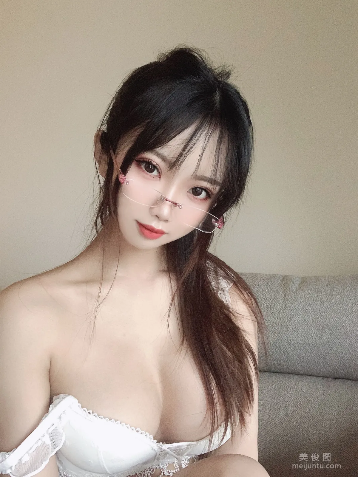 Gui Chuyao: Web Idols photo 23