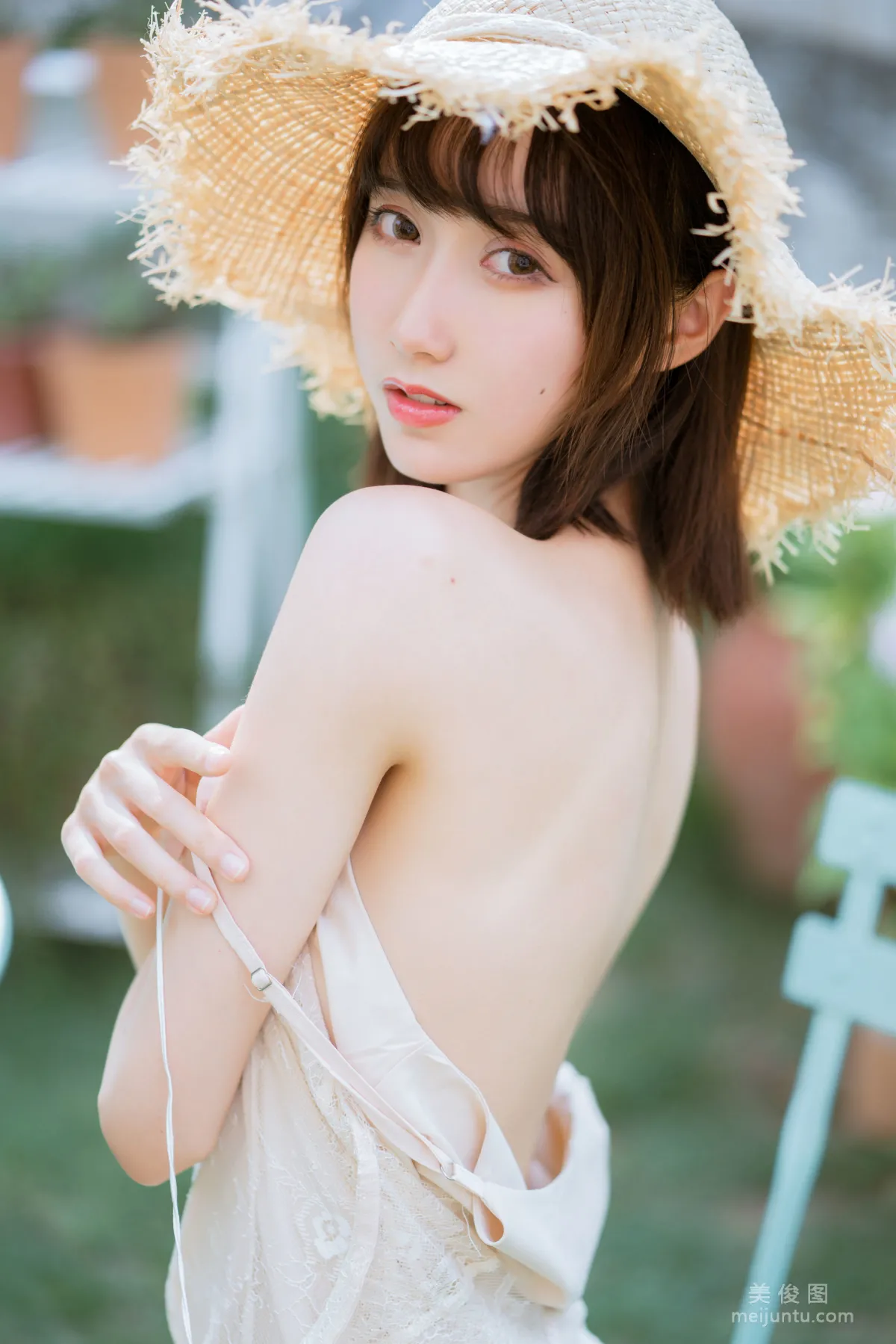 [Web Idol COSER] Mu Mianmian OwO - Moist Breeze Photo Set photo 66