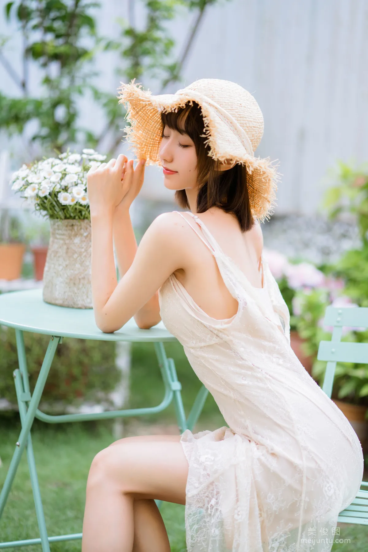 [Web Idol COSER] Mu Mianmian OwO - Moist Breeze Photo Set photo 75