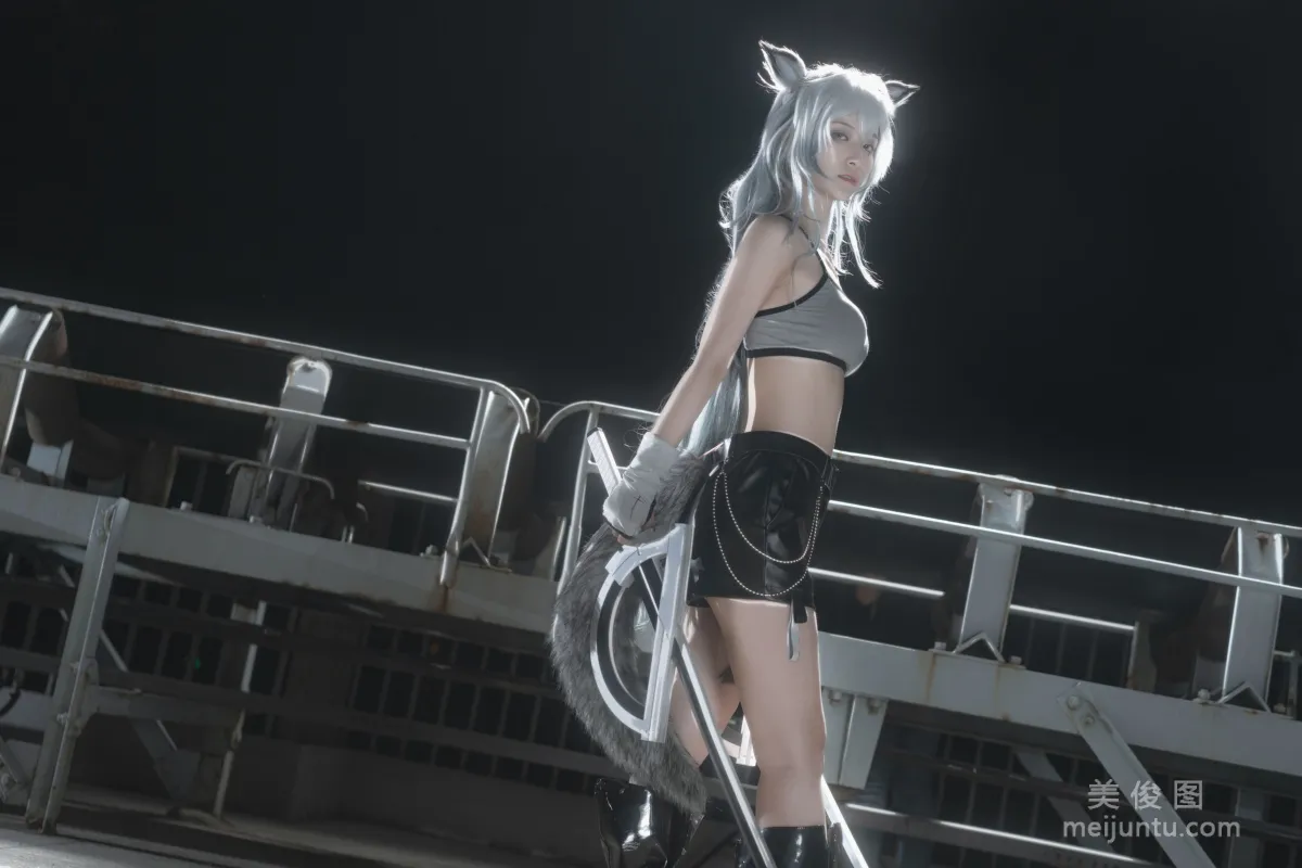 Tieban Shaogui Wu w: Web Idols photo 8