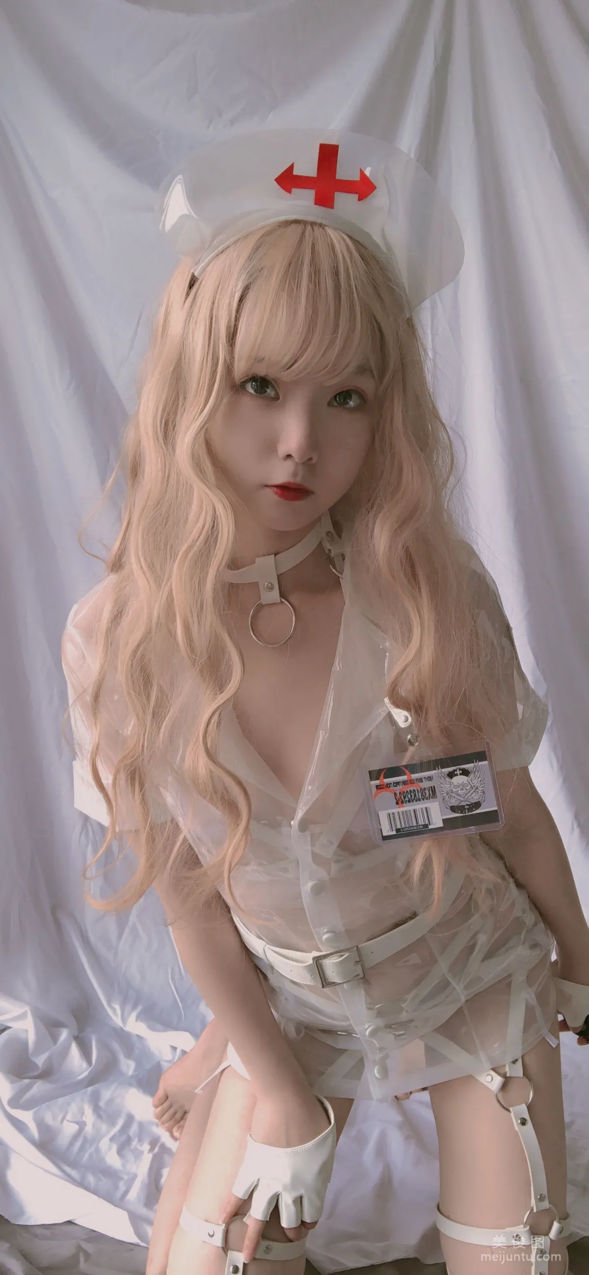 [Internet Celebrity COSER] Cute Girl Shi Qingshui, Quirky Cute Nurse Photo Set photo 23