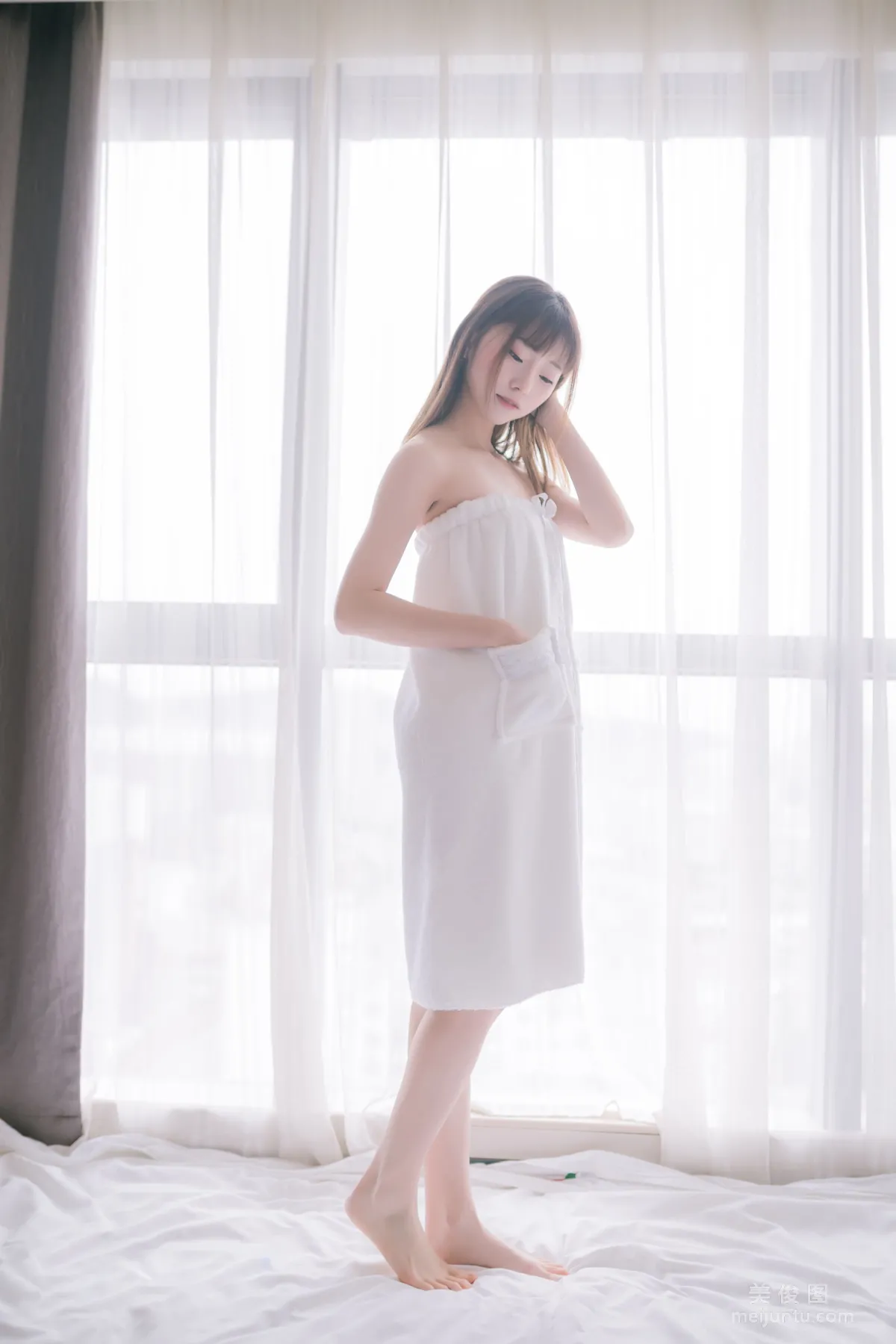 Qi Tailang: Web Idols photo 6