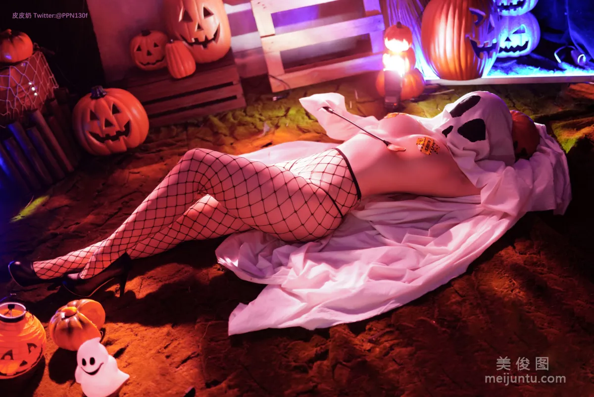 [网红COSER] 皮皮奶可可爱了啦 - 万圣节幽灵 写真集56
