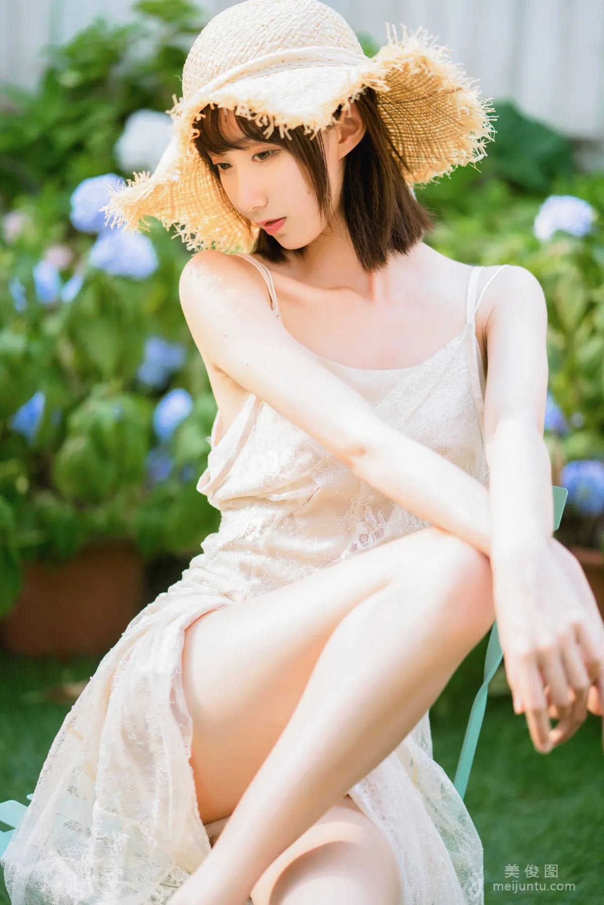 [Web Idol COSER] Mu Mianmian OwO - Moist Breeze Photo Set photo 56