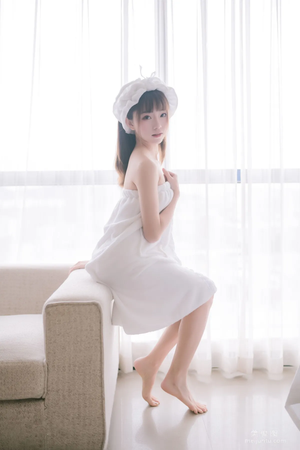 Qi Tailang: Web Idols photo 26