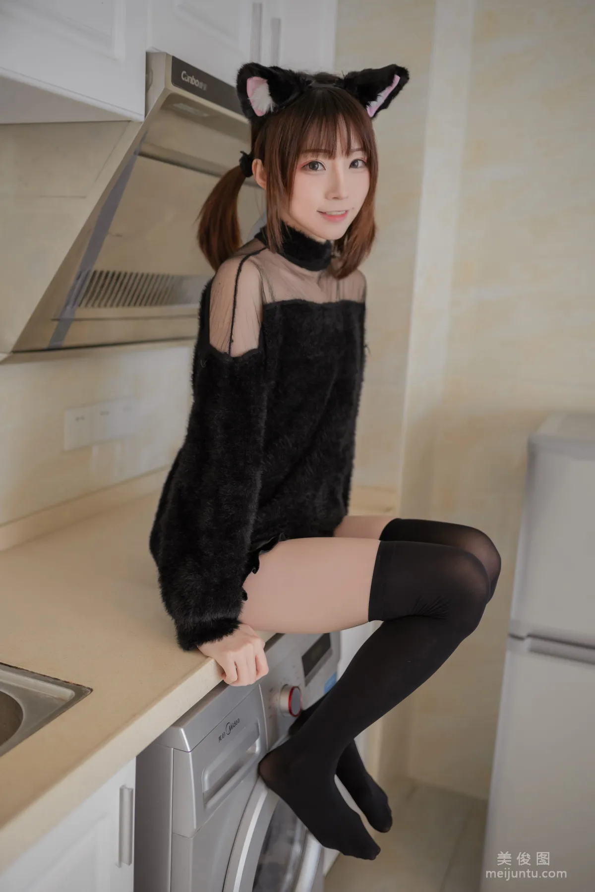 Qi Tailang: Web Idols photo 11