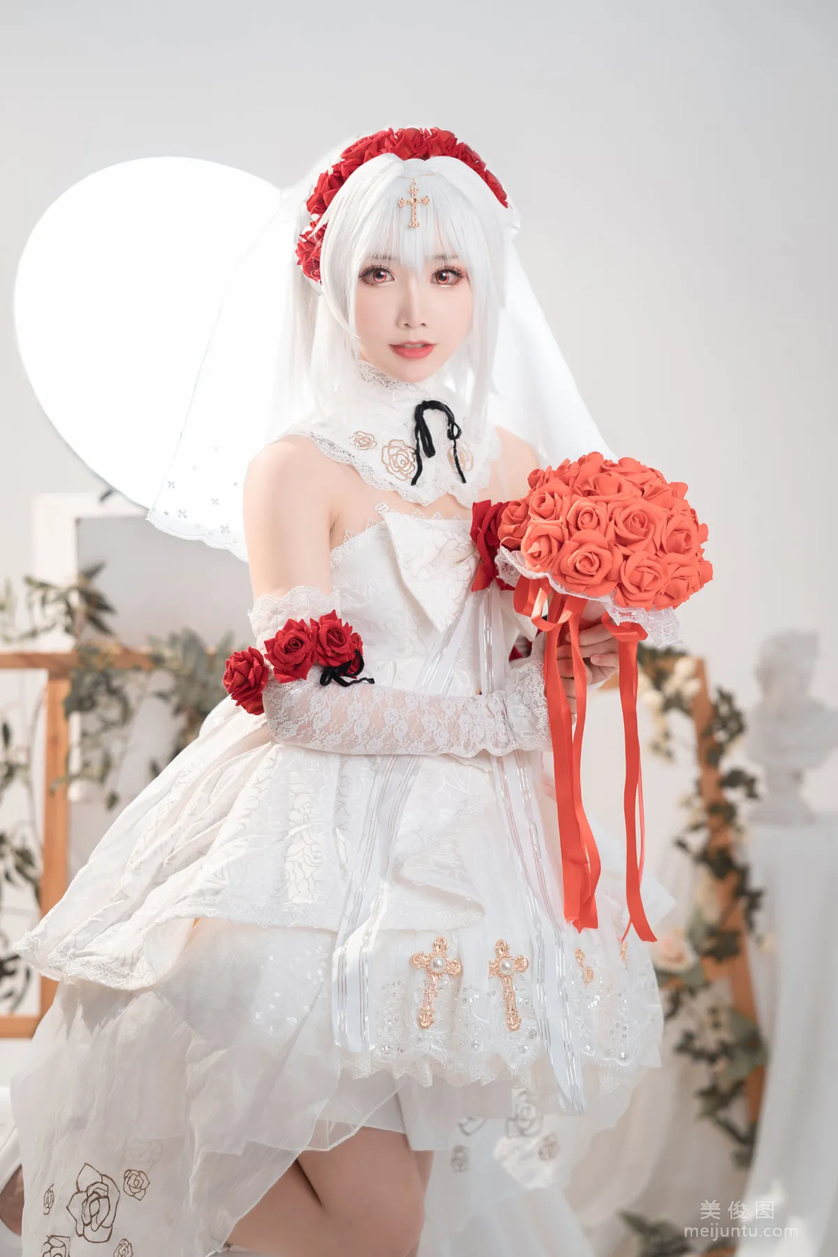 [网红COSER] 面饼仙儿 - 德丽莎婚纱 写真集5