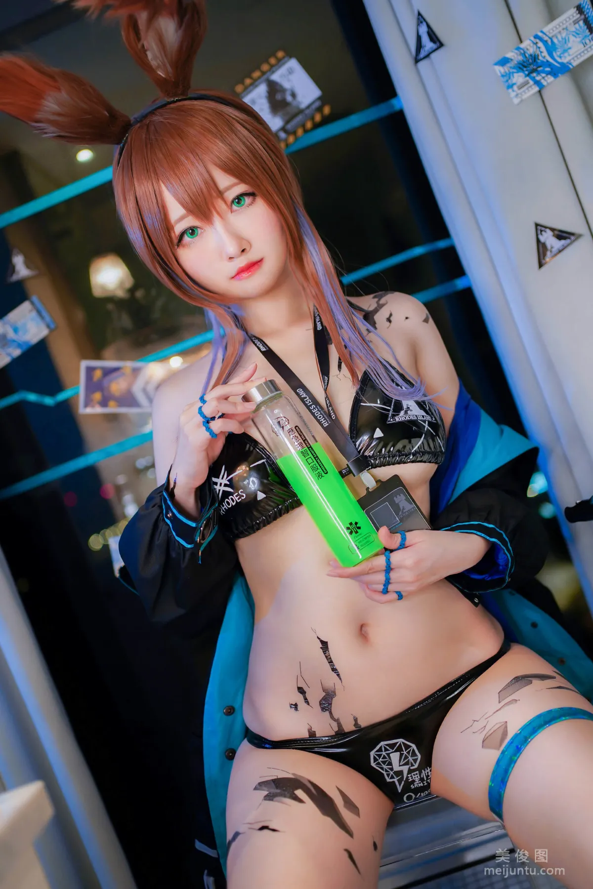 Arty Yati: Web Idols photo 20