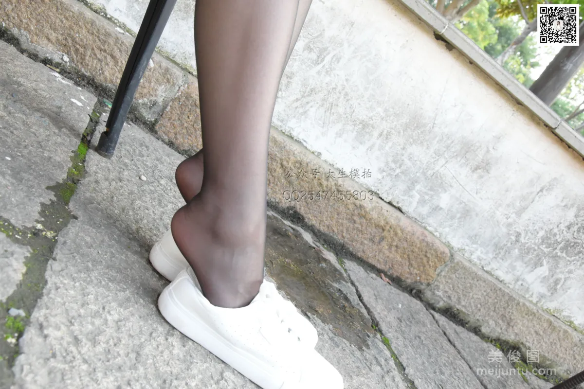 [DaSheng] No.041 Jia Jia - There Are Black Stockings in Books photo 48