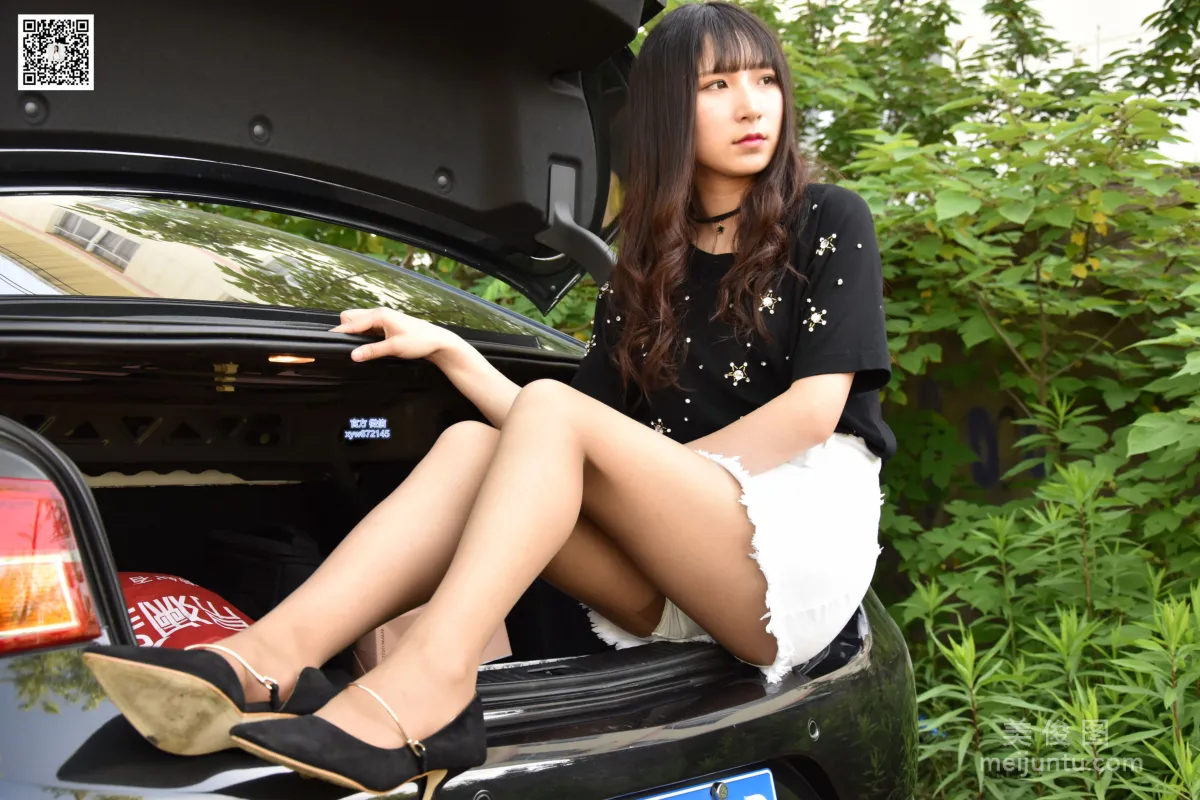 [DaSheng] No.017 Qi Qi - Luxury Car Meets Enchanting Coffee Stockings photo 89