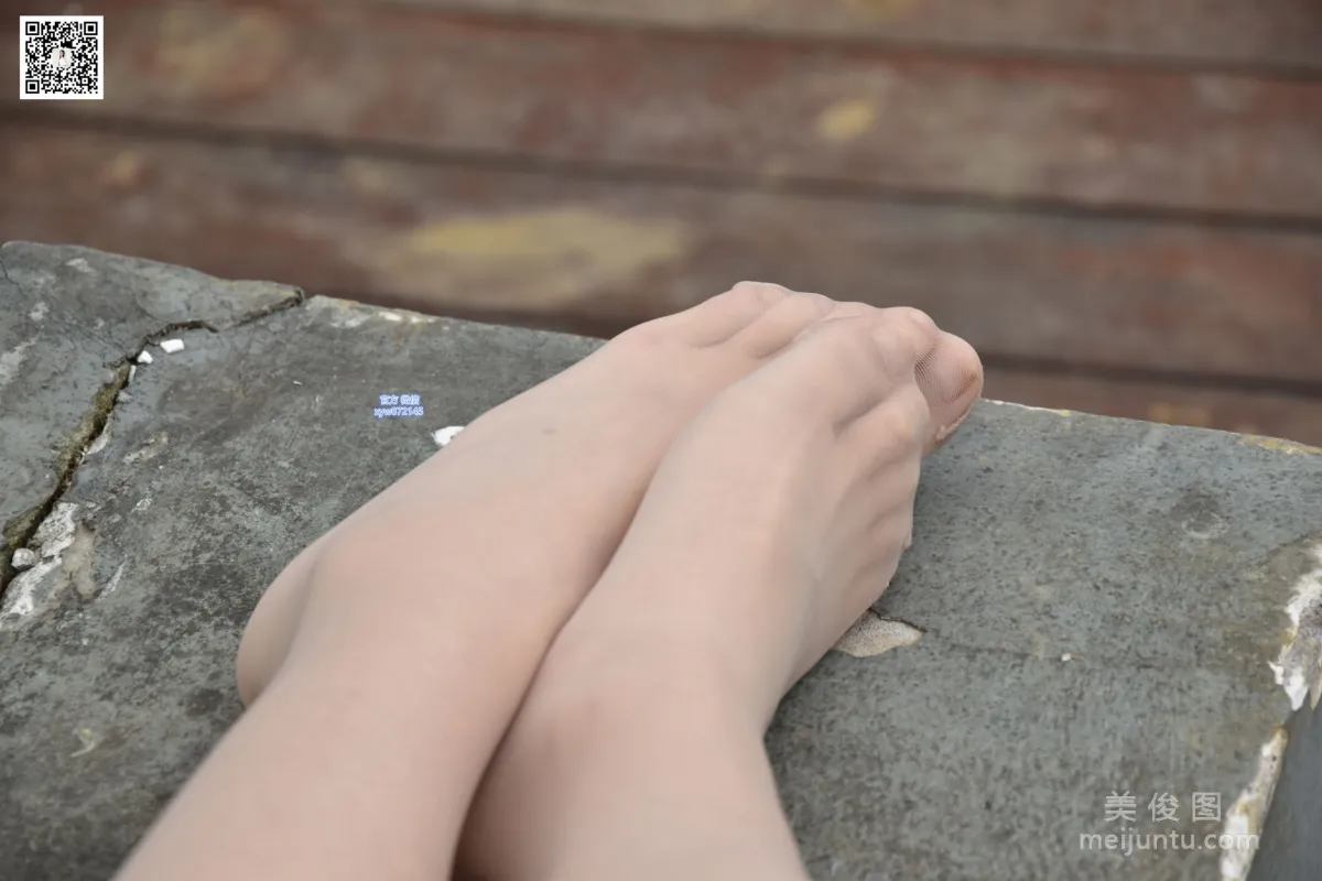 [DaSheng] No.015 Qi Qi, Short Skirt and Flesh-Colored Stockings in the Park photo 67