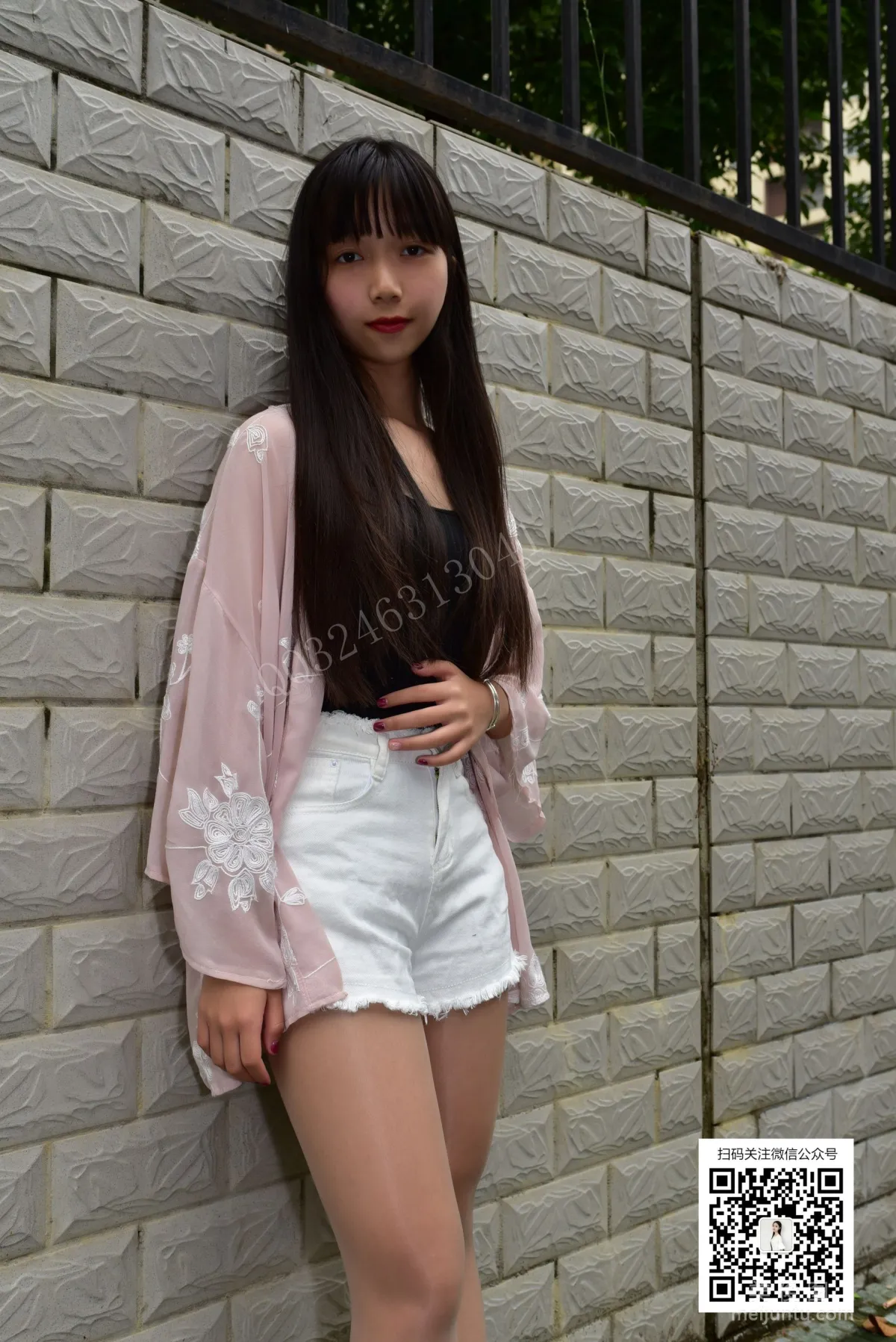 [DaSheng] No.037 Cheng Cheng - Cute Girl's Glossy Stockings photo 3