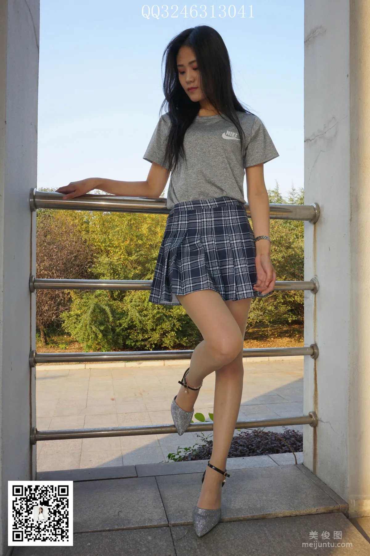 [DaSheng] No.097 Shan Er, Curvy Girl in Classroom Wearing Stockings and Taking Off Shoes photo 71