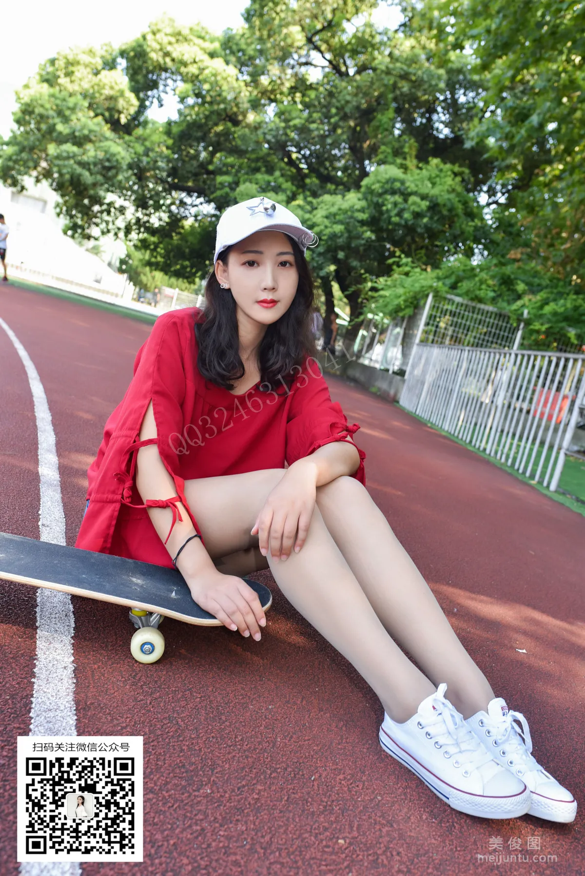 [DaSheng] No.078 Yue Yue, Wearing Stockings to Play on a Skateboard photo 5