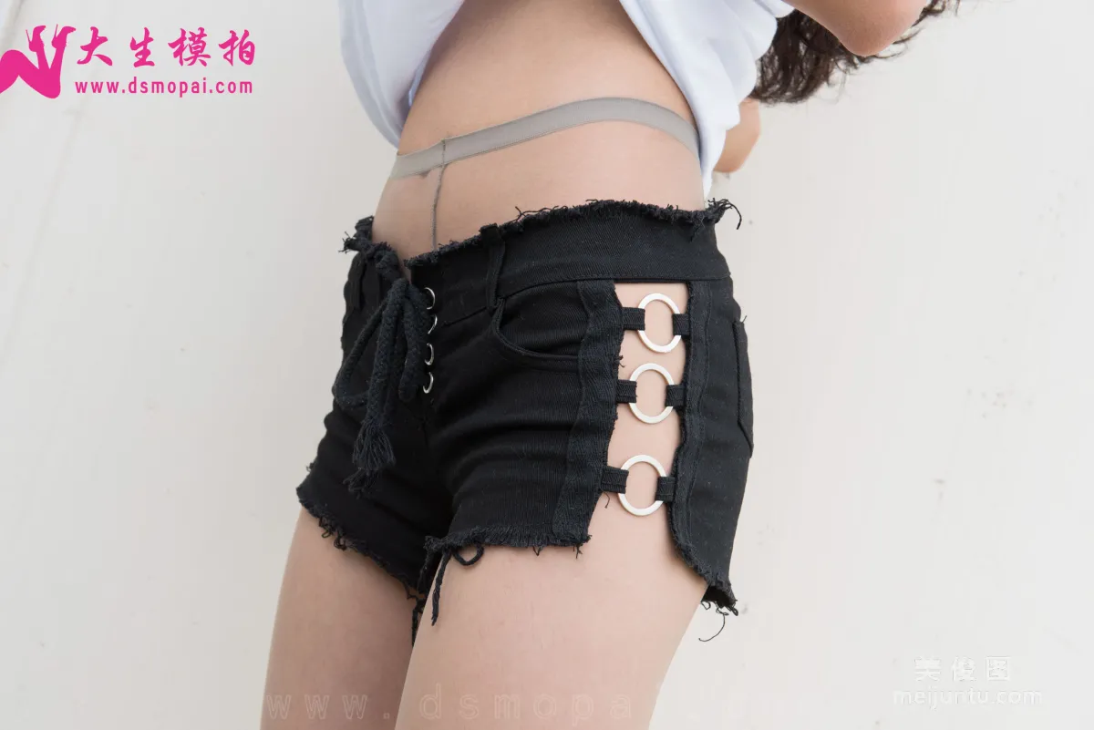 [DaSheng] No.134 Xiao Qi, Under the Shorts, Only Stockings photo 49