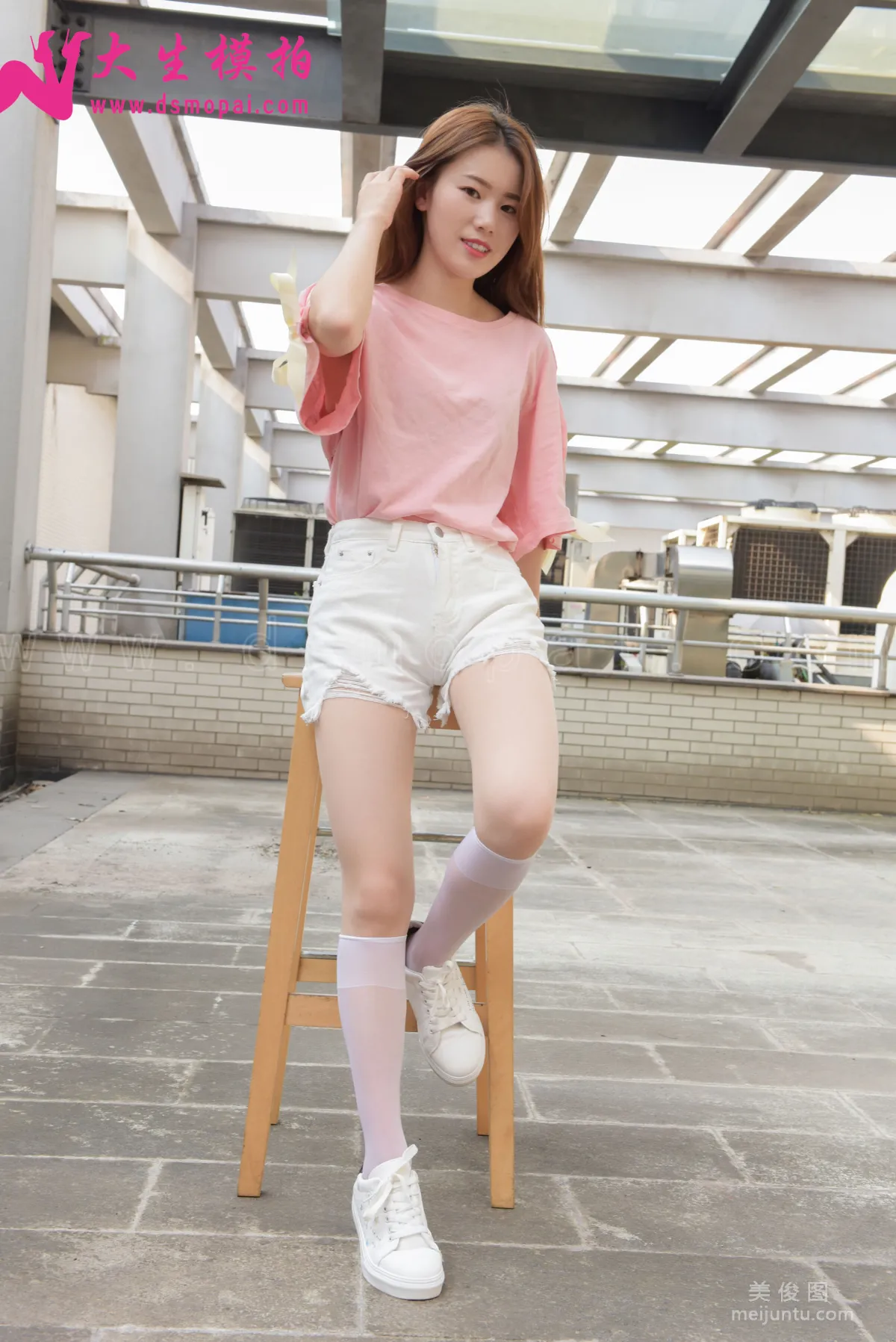 [DaSheng] No.143 Wen Jing, Douyin Internet Celebrity Stockings, Nude Stockings and White Stockings photo 2