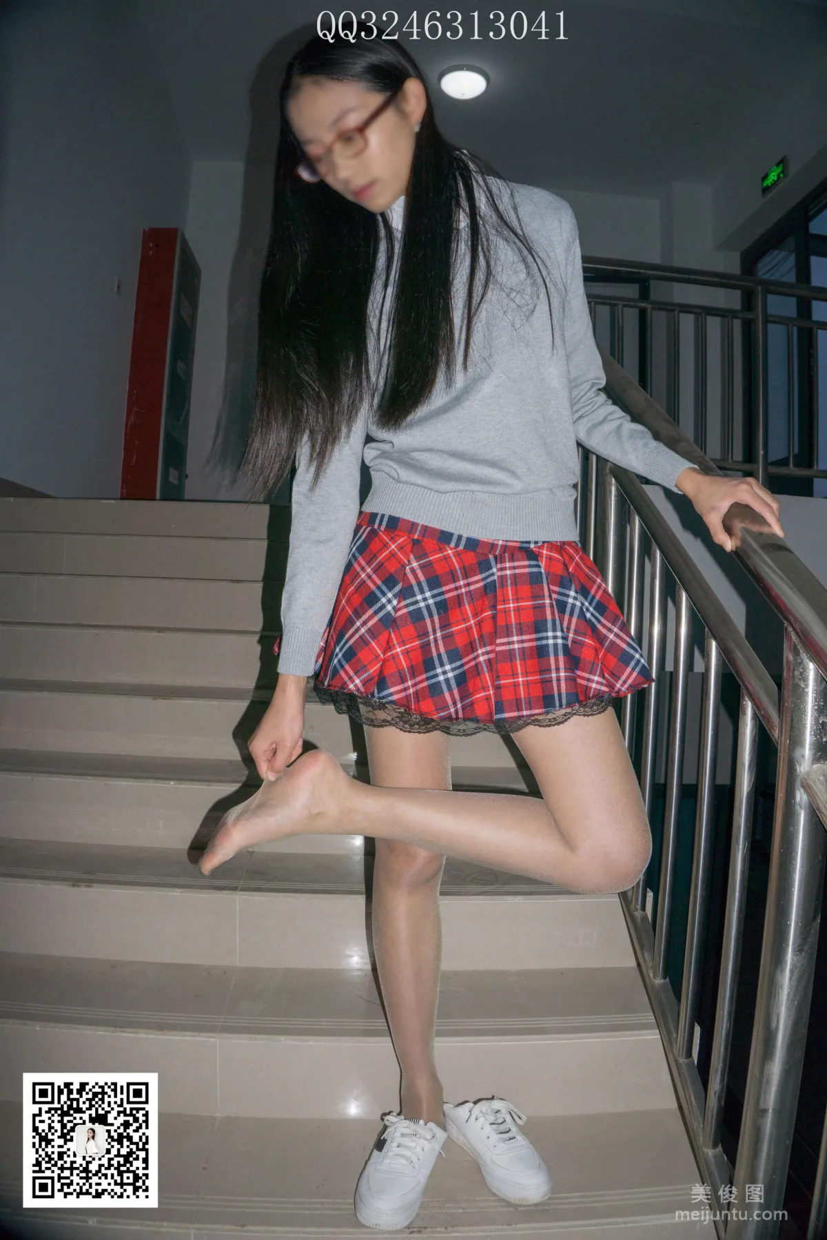 [DaSheng] No.099 Xuan Xuan - Shiny Stockings in the Night (Complete Edition) photo 9