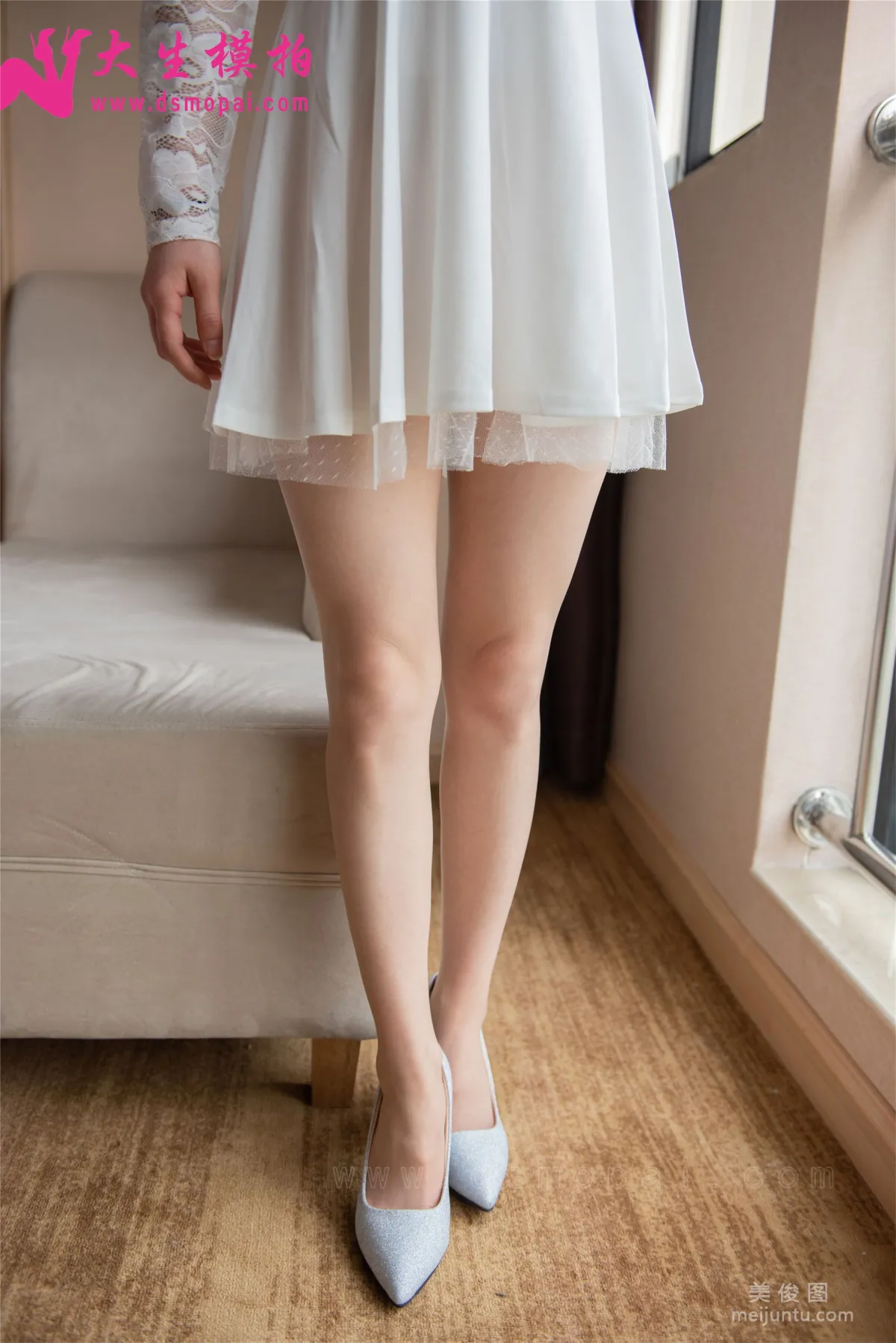 [DaSheng] No.171 Wen Jing - Elegant Dress and Flesh Stockings photo 13