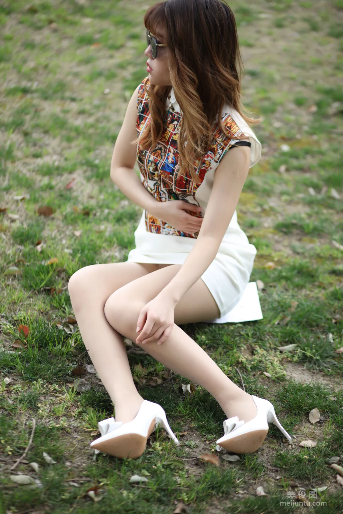 [Naisi] NO.058 Gao Gao - Sit Tight, Big White Legs! photo 12
