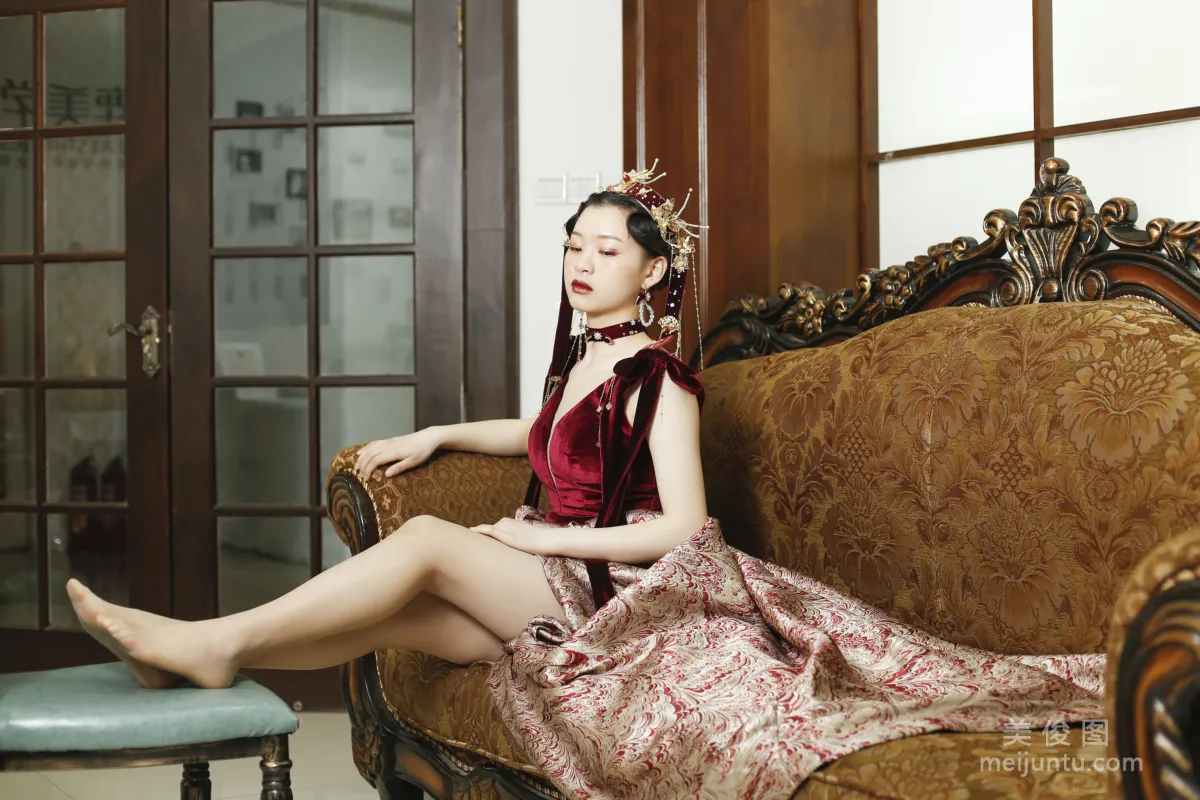 [奈丝] NO.045 小蝶  - 你是QUEEN22