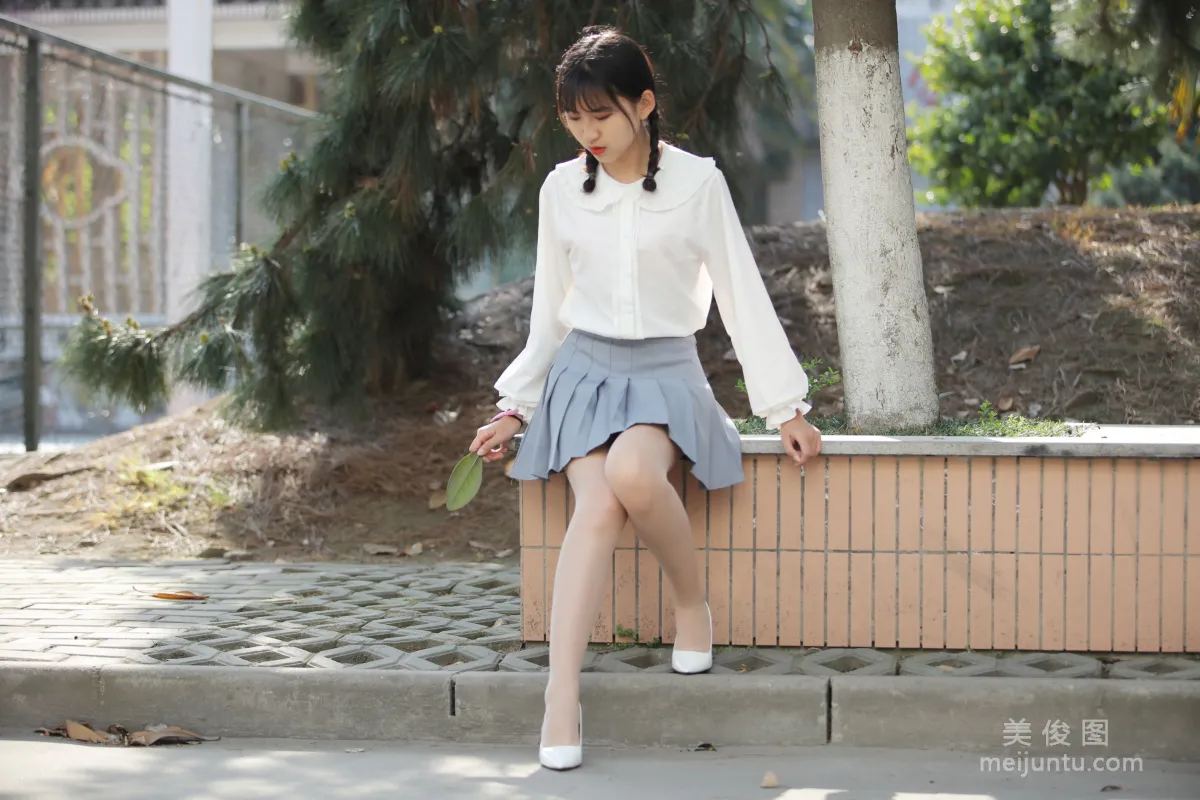 [Naisi] NO.072 Xiao Chengzi - Ponytail and White Pleated Skirt photo 28