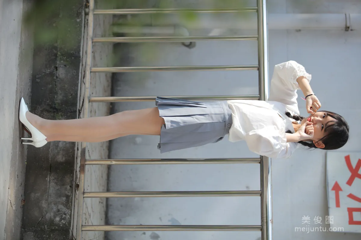 [Naisi] NO.072 Xiao Chengzi - Ponytail and White Pleated Skirt photo 21