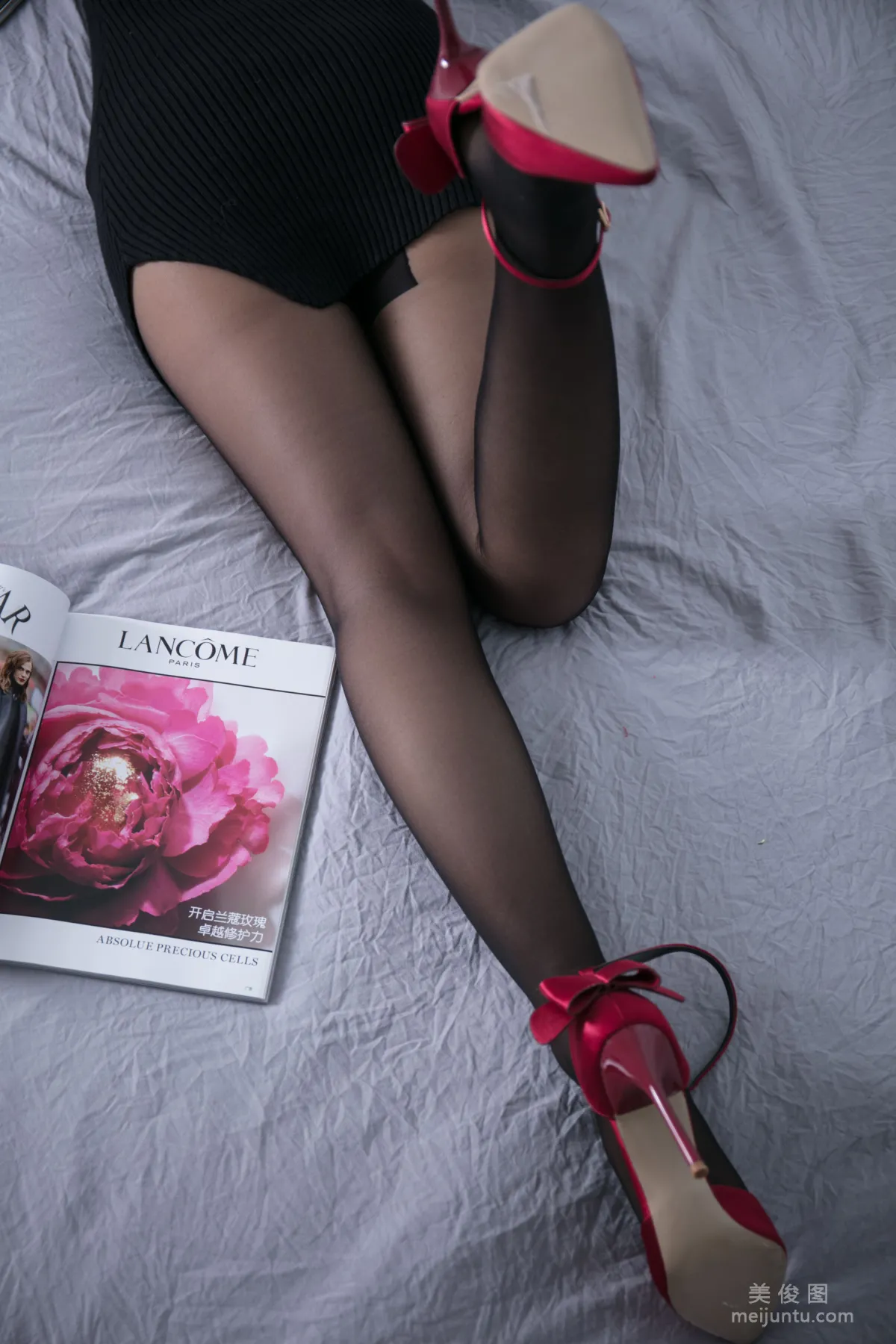 [Naisi] NO.004 Gao Gao - Lazy Weekend Black Stockings and Beautiful Legs photo 36