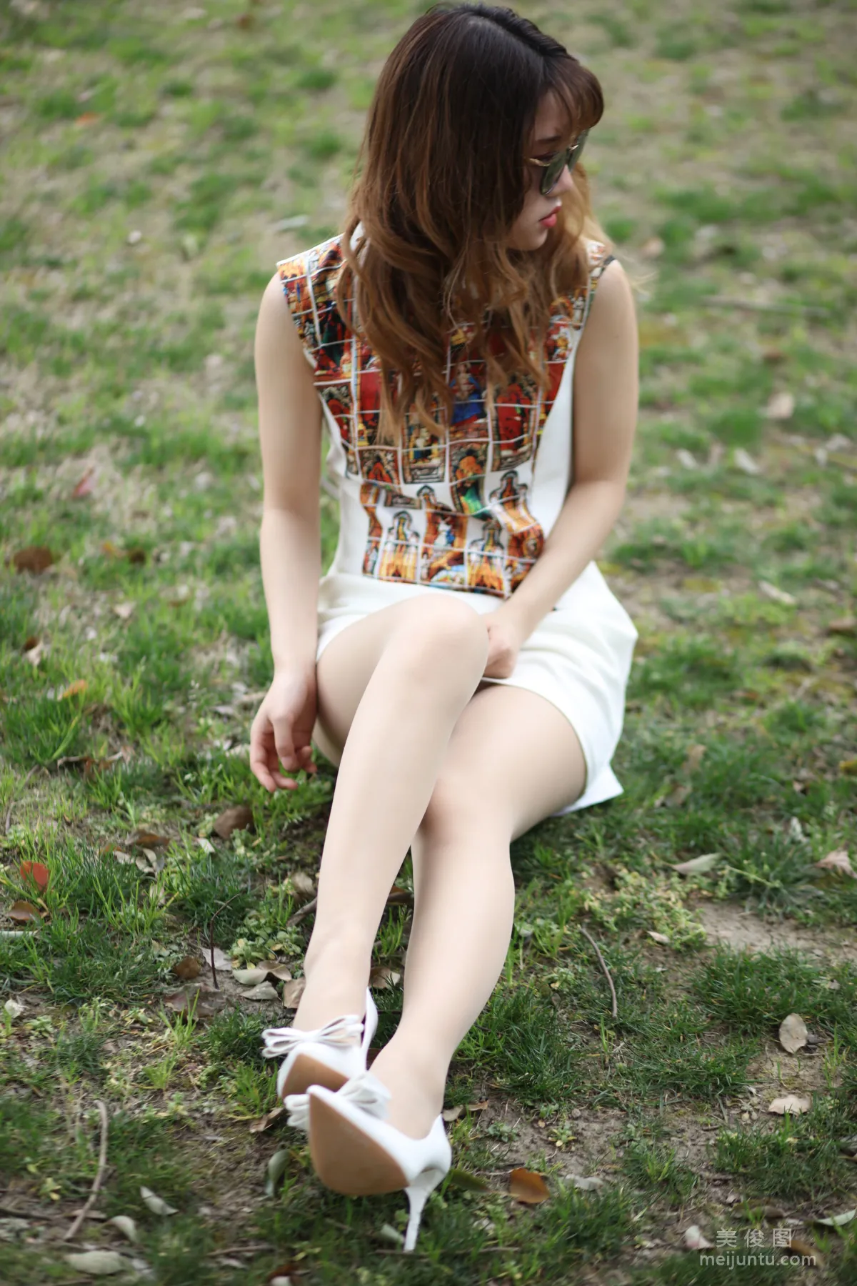 [Naisi] NO.058 Gao Gao - Sit Tight, Big White Legs! photo 11