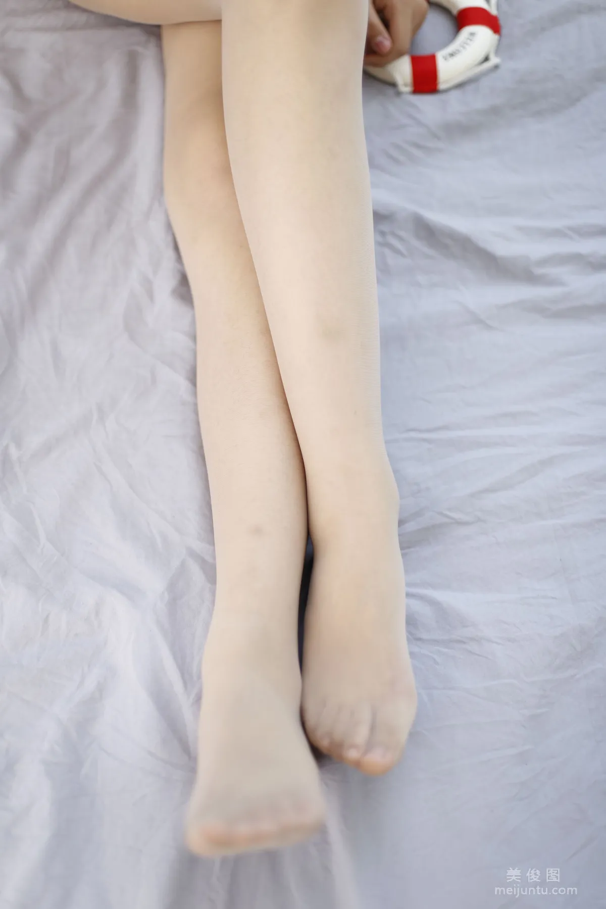 [Naisi] NO.098 Dan Baifen - Halter Sweater Take a Look photo 27