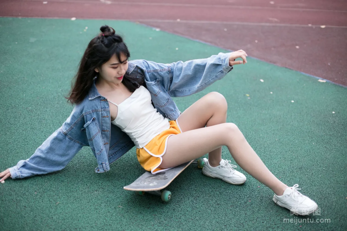 Xiao Chengzi: Naisi No. 059 photo 8