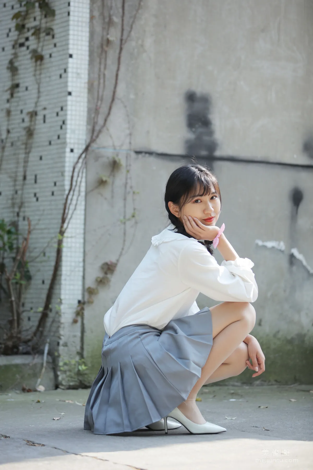 [Naisi] NO.072 Xiao Chengzi - Ponytail and White Pleated Skirt photo 9