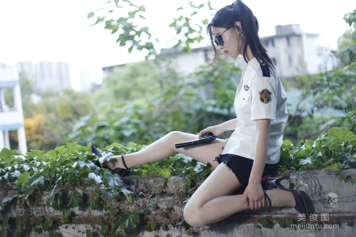 [Naisi] NO.123 Xiao Xian - Why Not Wear Shoes Properly photo 28