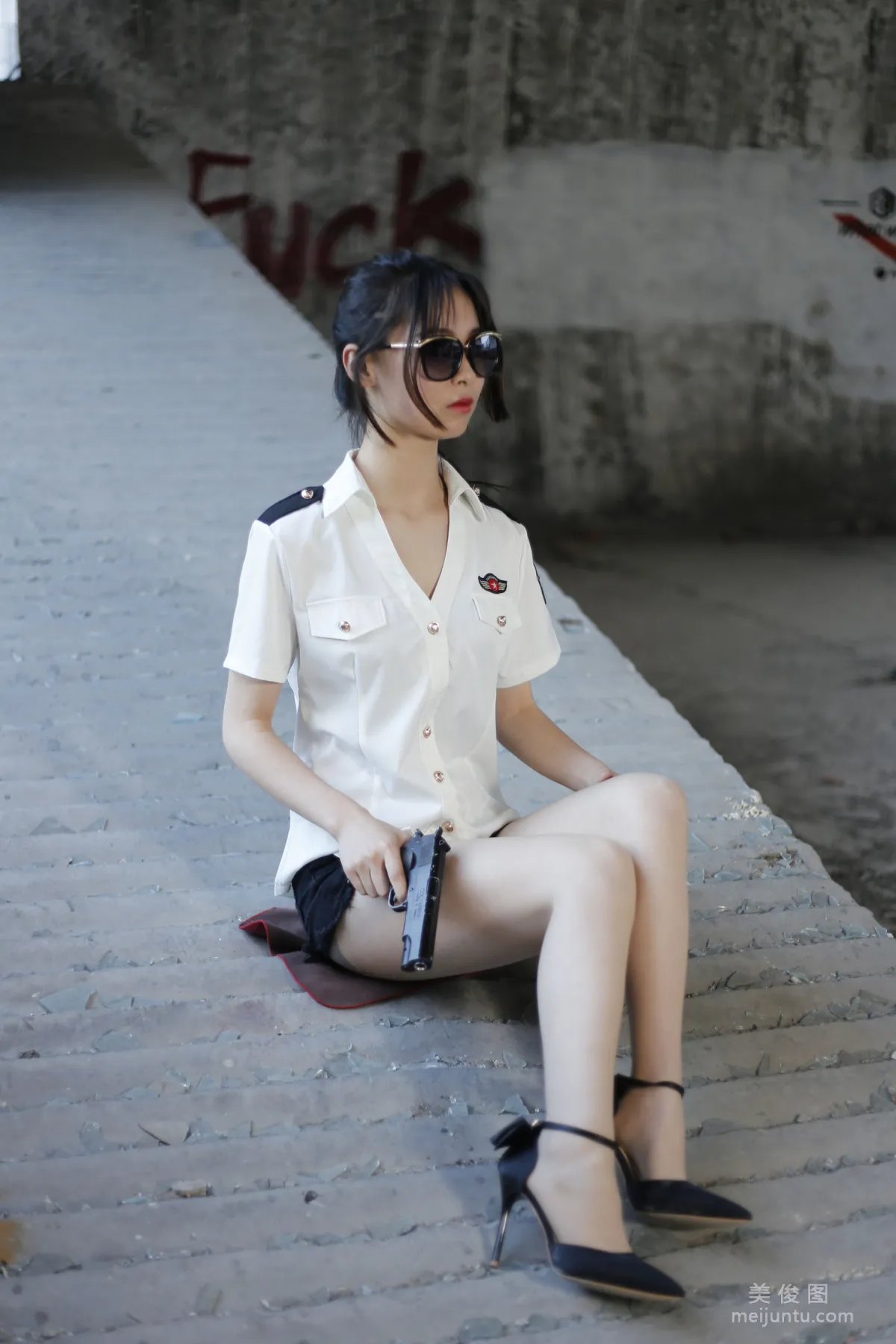 [Naisi] NO.123 Xiao Xian - Why Not Wear Shoes Properly photo 10