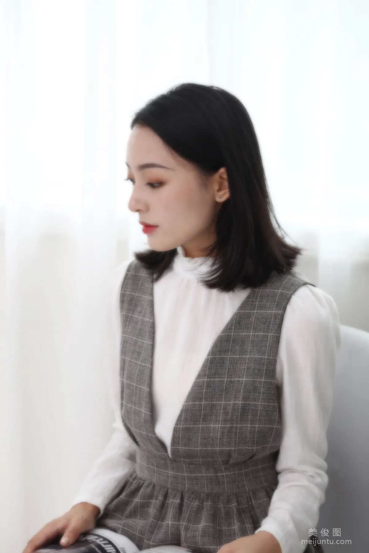 [奈丝] NO.133 秀秀 - 装嫩两件套 衬衫背带裙7