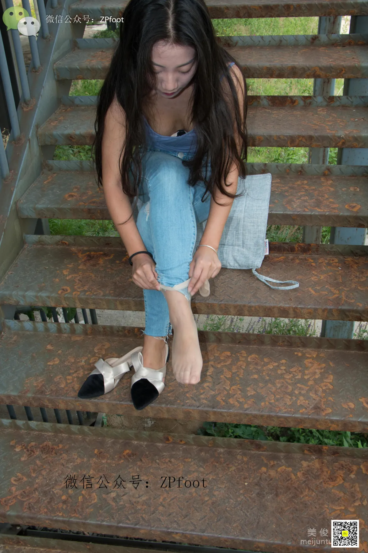 [LSS] NO.010 Shao Yao - Shao Yao's Short Stockings and Bare Feet photo 6