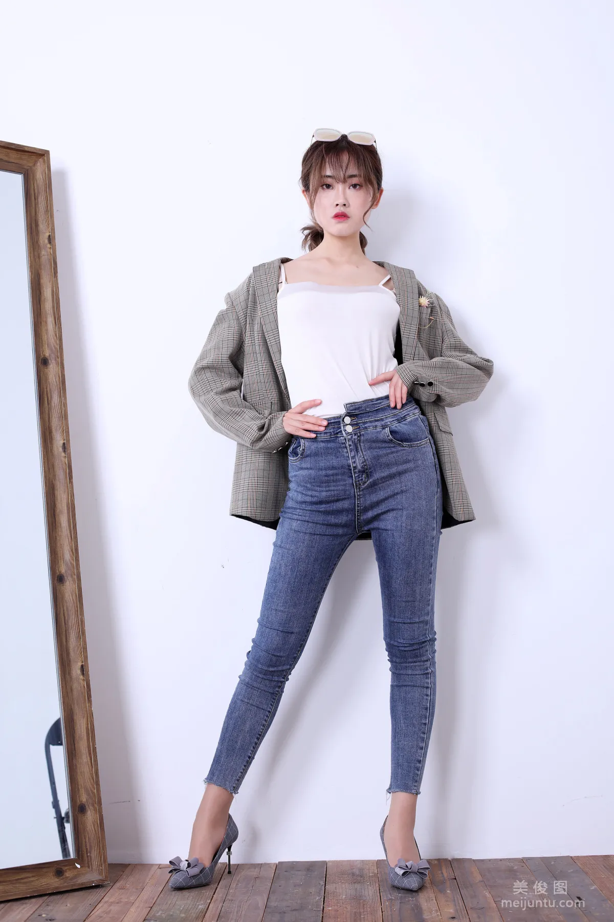 Ke Le: Naisi No. 113 photo 21