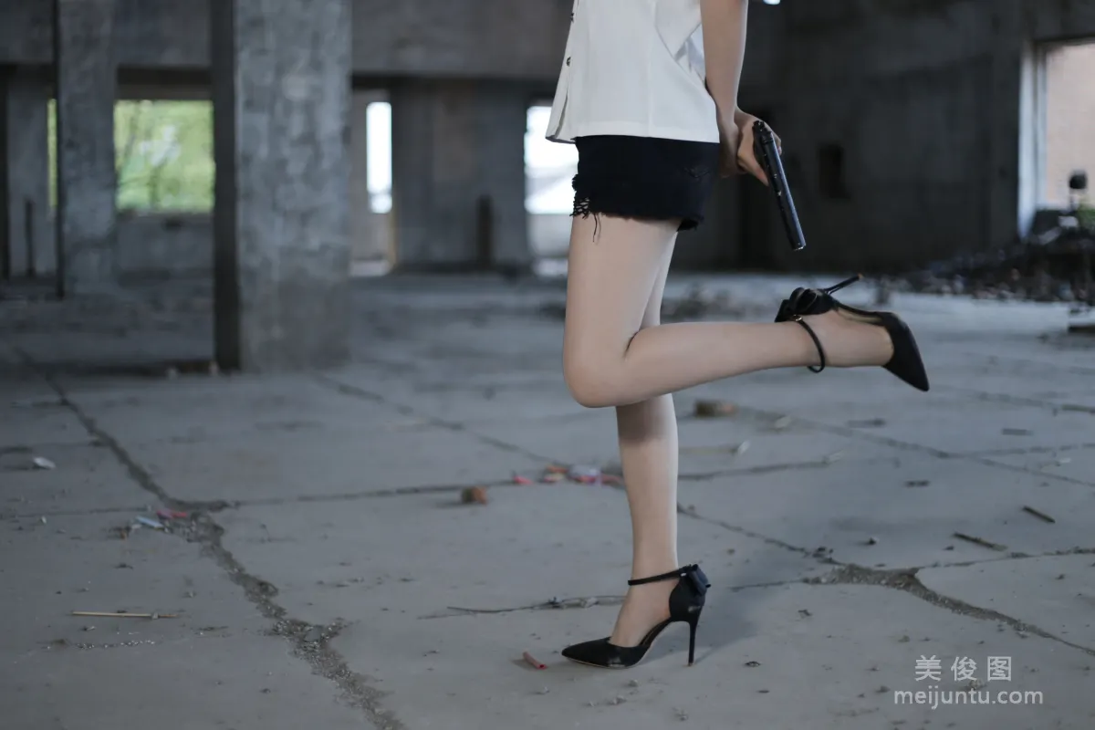 [Naisi] NO.123 Xiao Xian - Why Not Wear Shoes Properly photo 18