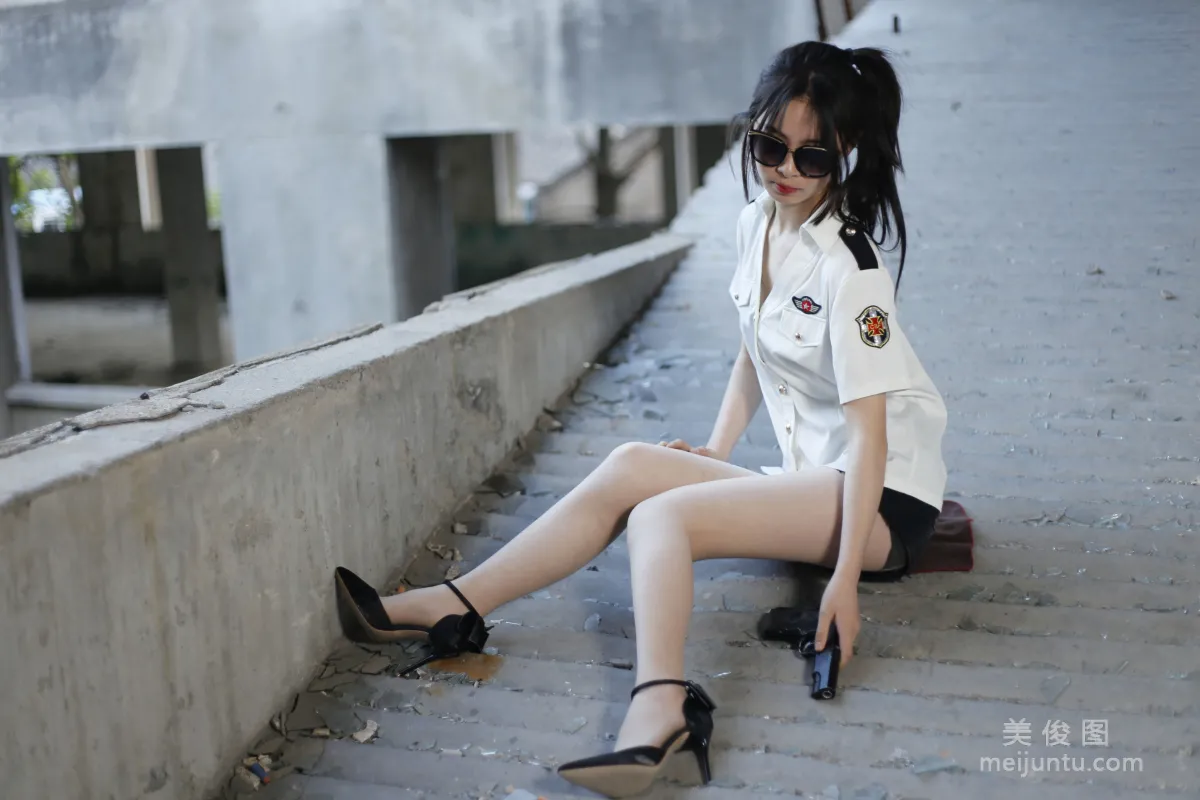 [Naisi] NO.123 Xiao Xian - Why Not Wear Shoes Properly photo 12