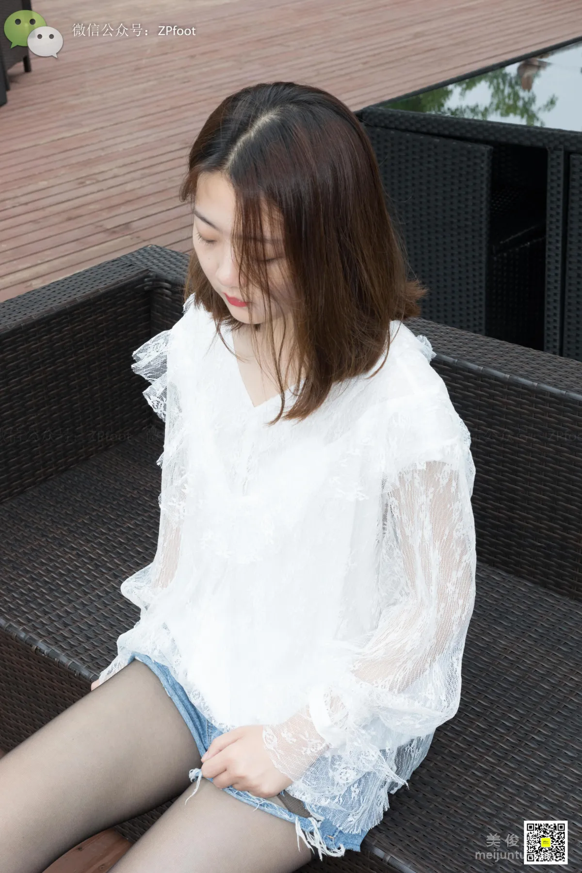 [LSS] NO.016 sale's Black Stockings and Tender Feet Photo Set photo 3