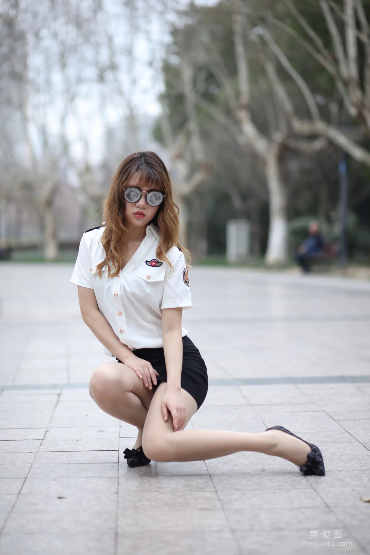 [Naisi] NO.116 Gao Gao - Uniform and Silk Stockings in the Park photo 34