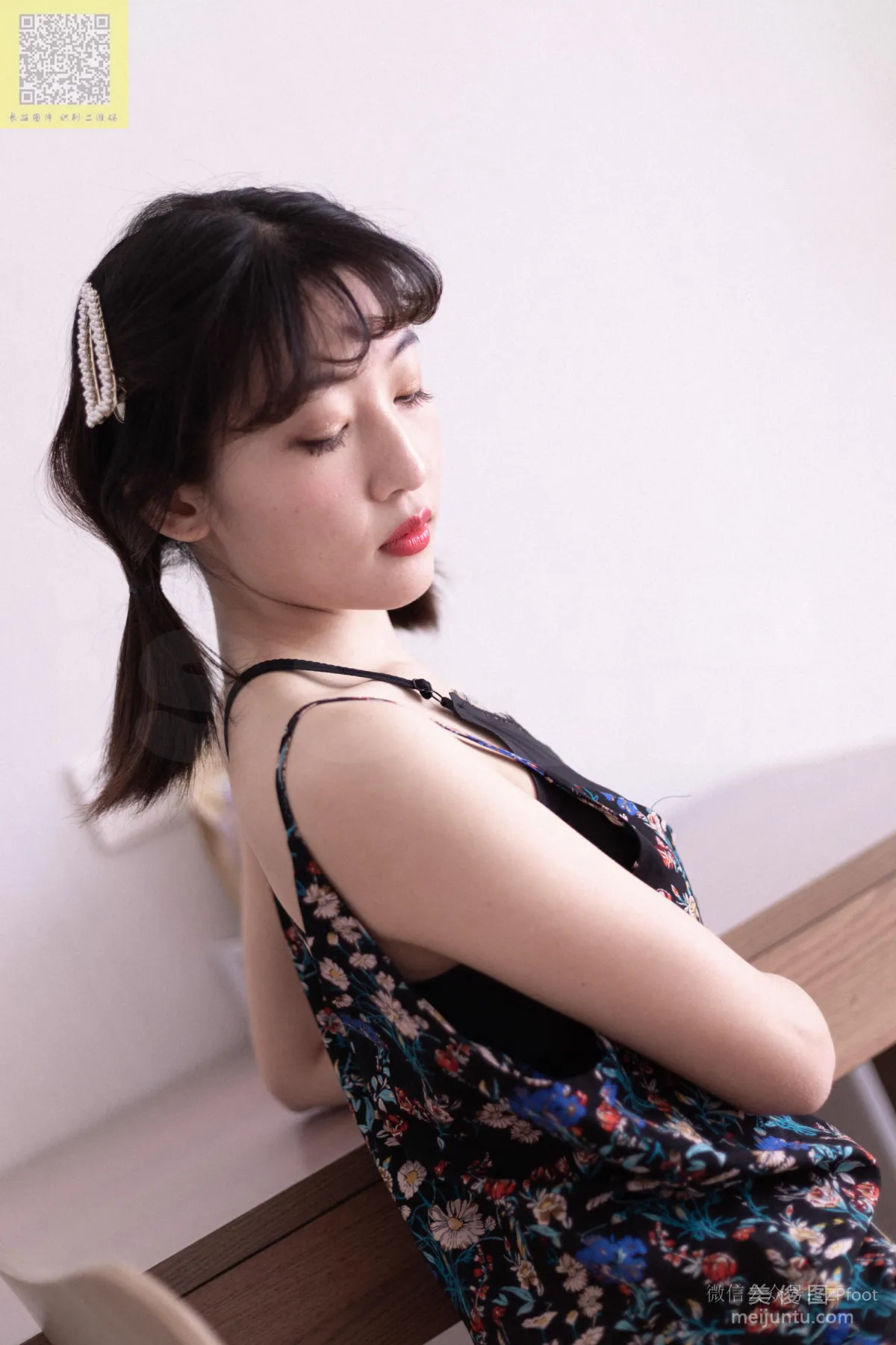 [LSS] NO.084 Xiao Xue's Camisole and Flesh-Colored Stockings Photo Set photo 46