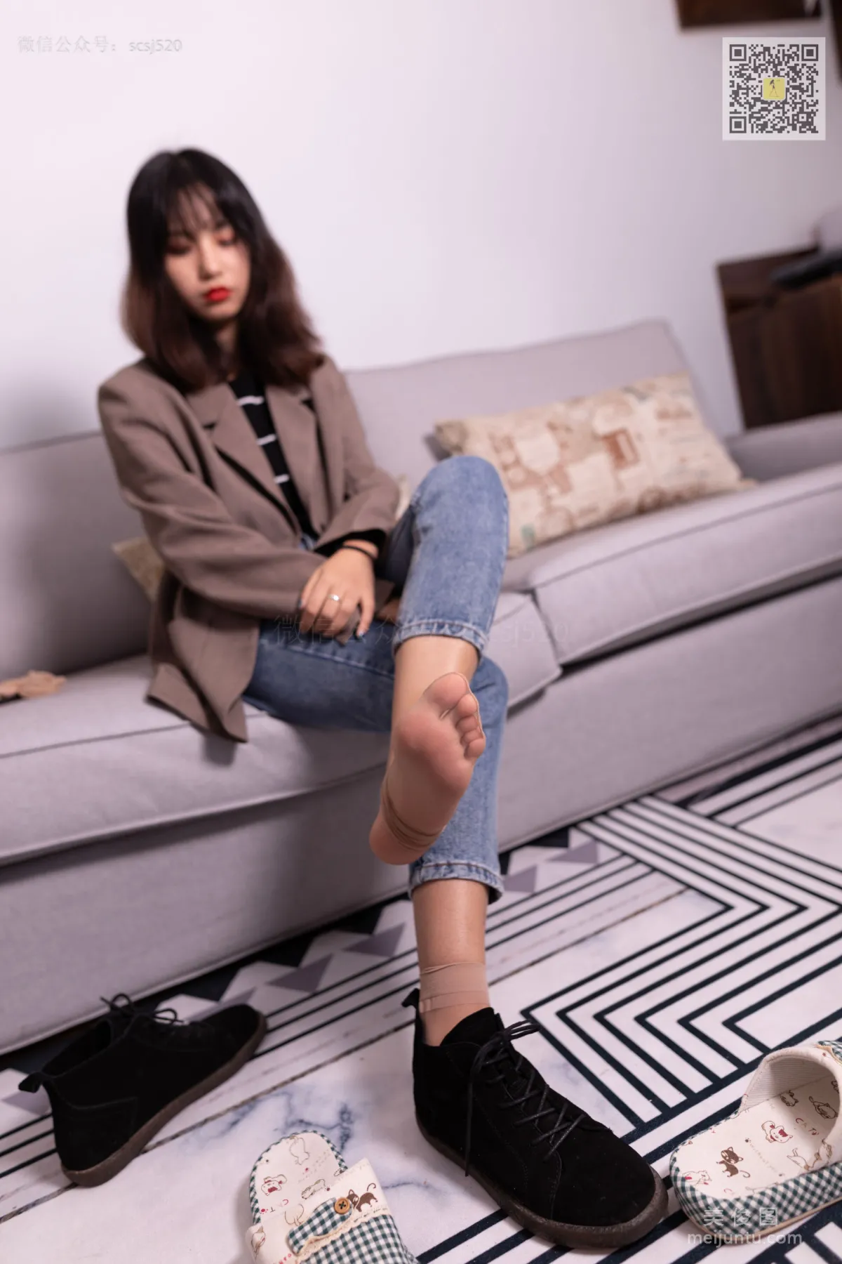 [LSS] NO.278 Ting Ting, Stockings or Cotton Socks, Which Is Your Favorite photo 51