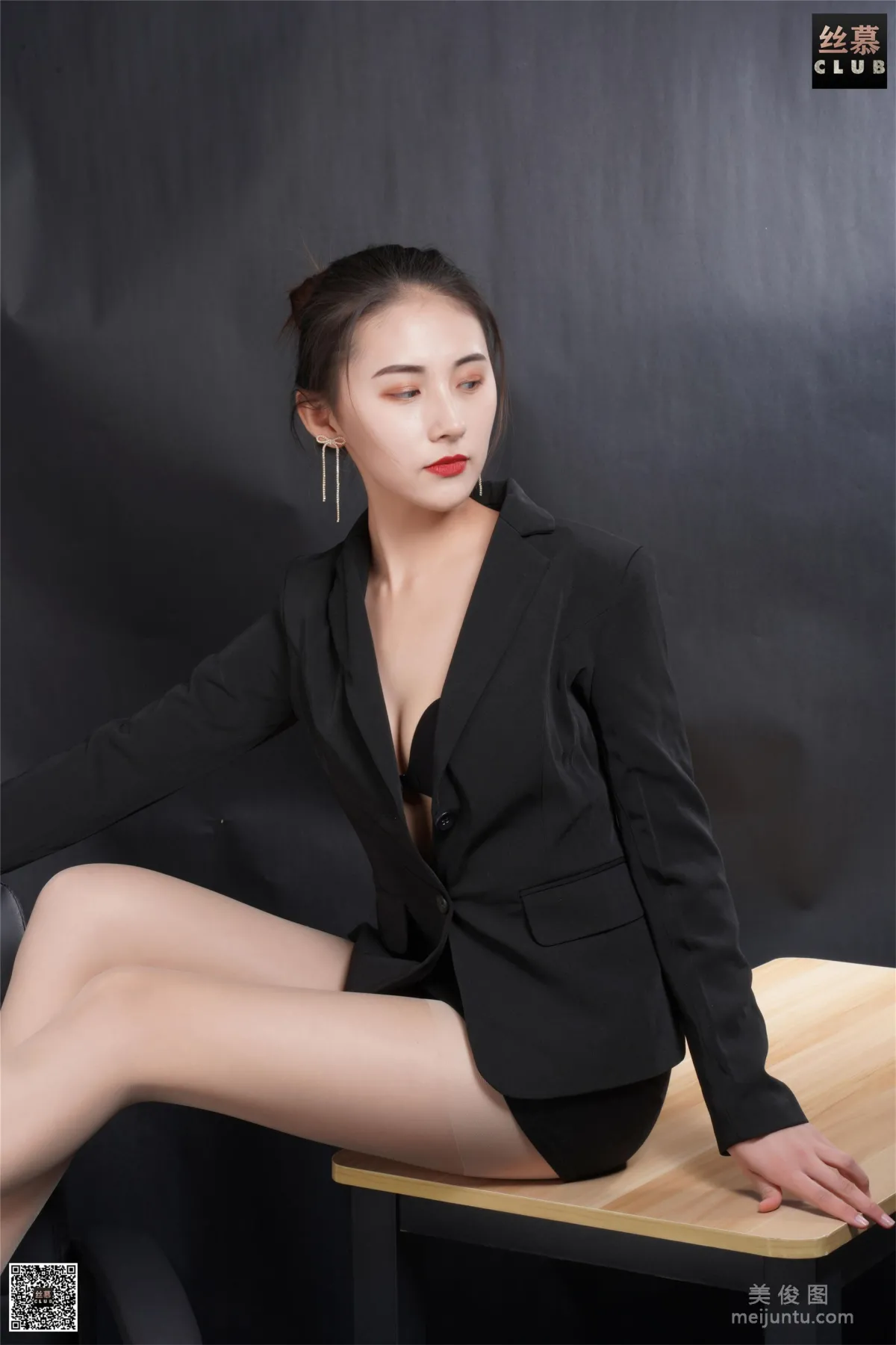[SiMu] SM185 Tian Tian Yi Yuan Ting Ting, Beautiful Legs Female Boss Retrospective photo 28