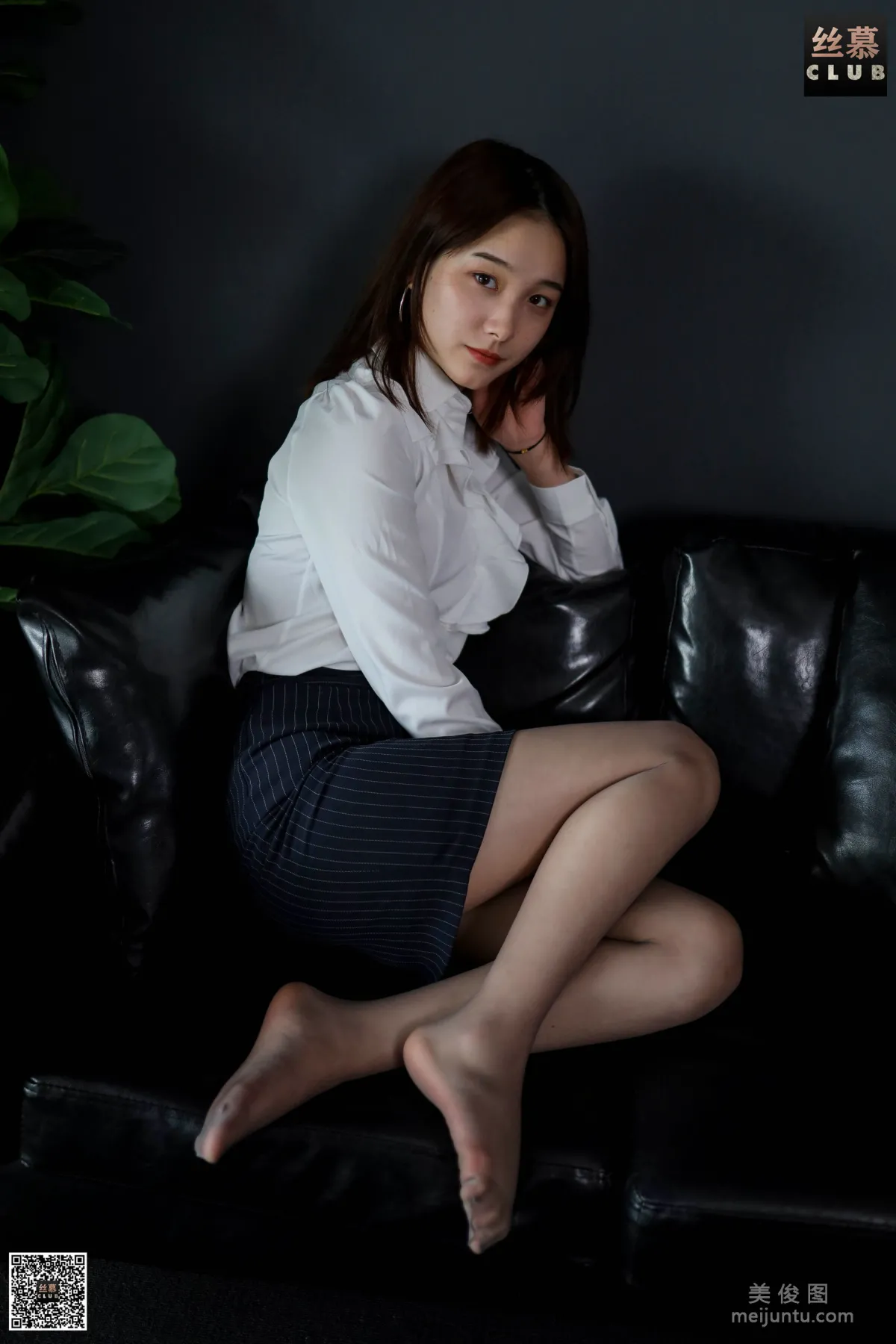 Xin Mo: SiMu SM143 photo 10
