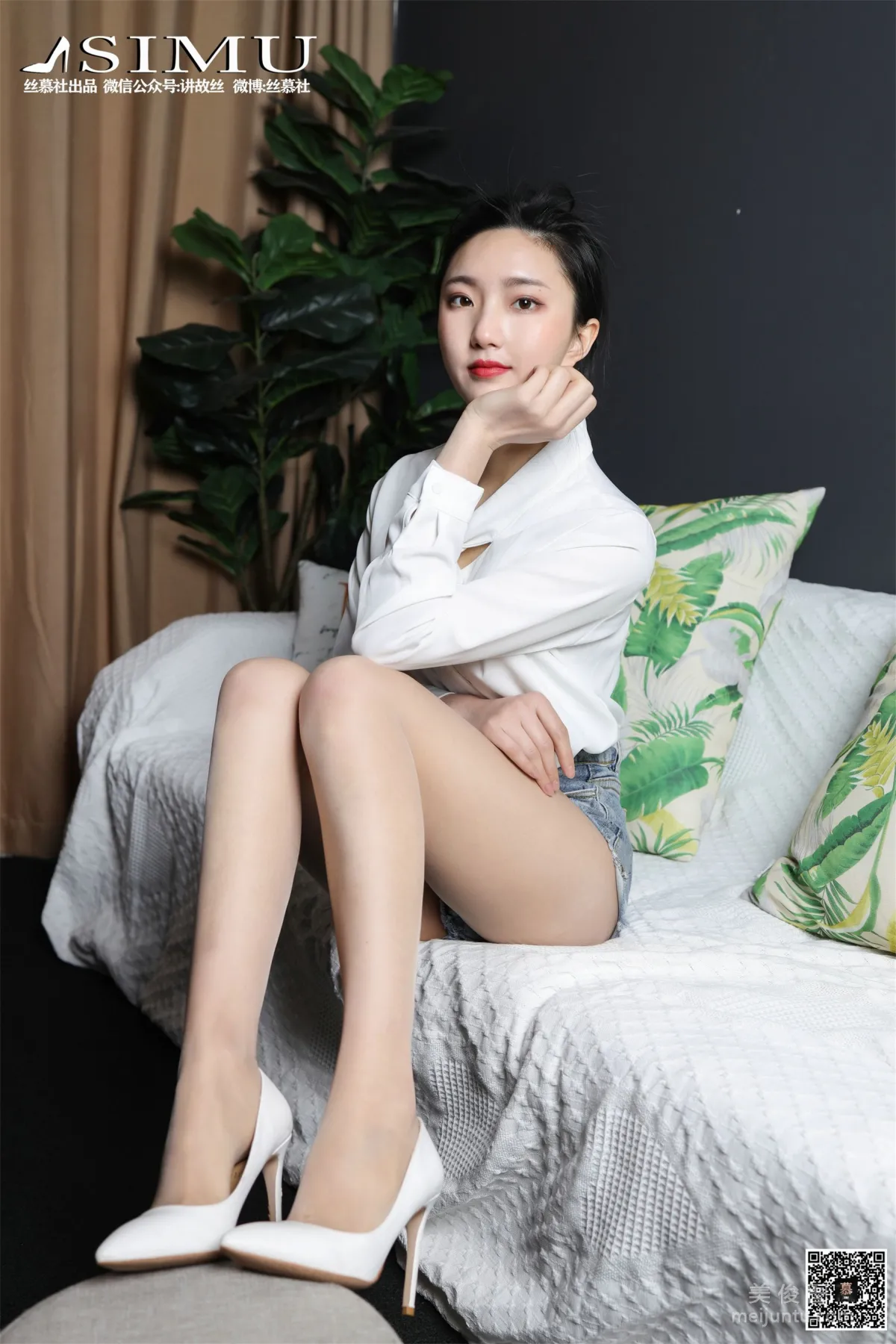 [SiMu] SM196 Tian Tian Yi Yuan Jia Jia, Sheer Stockings and Hot Pants photo 53