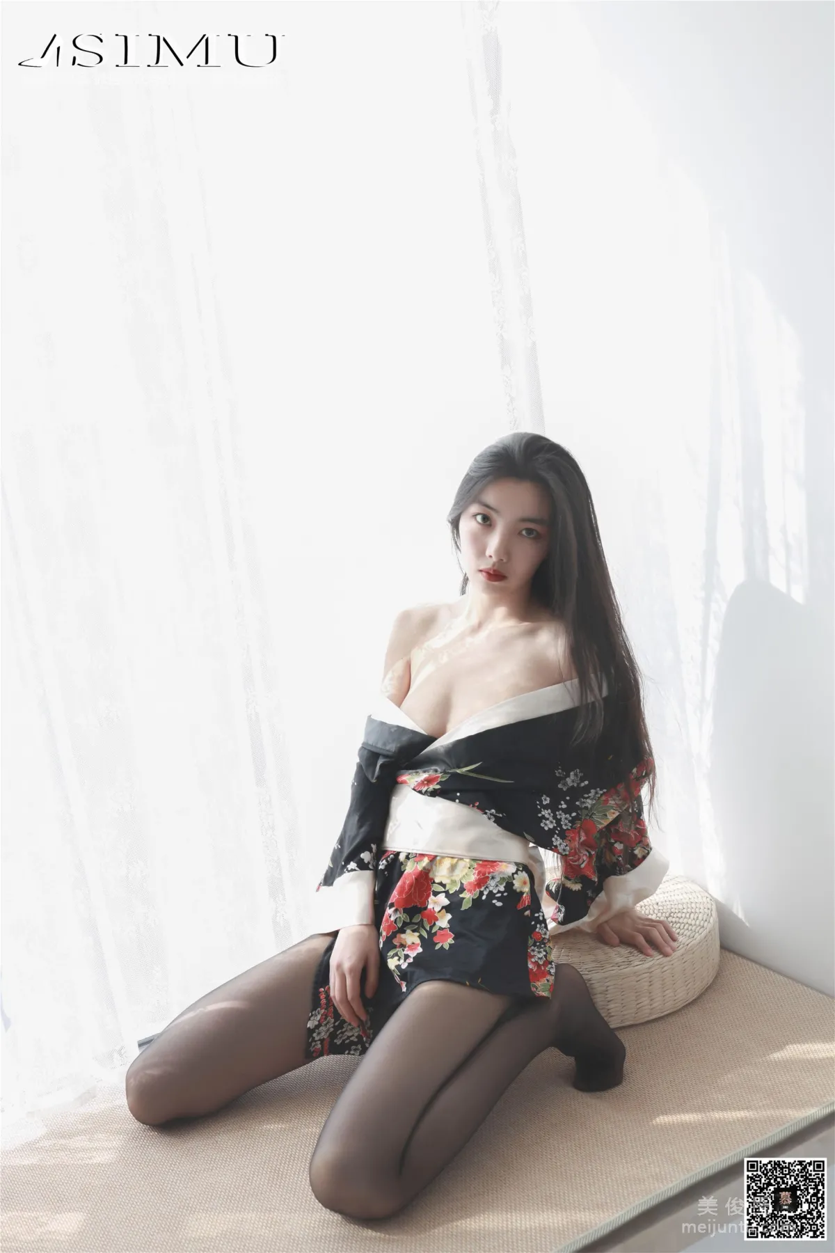 Xin Mo: SiMu SM215 photo 26